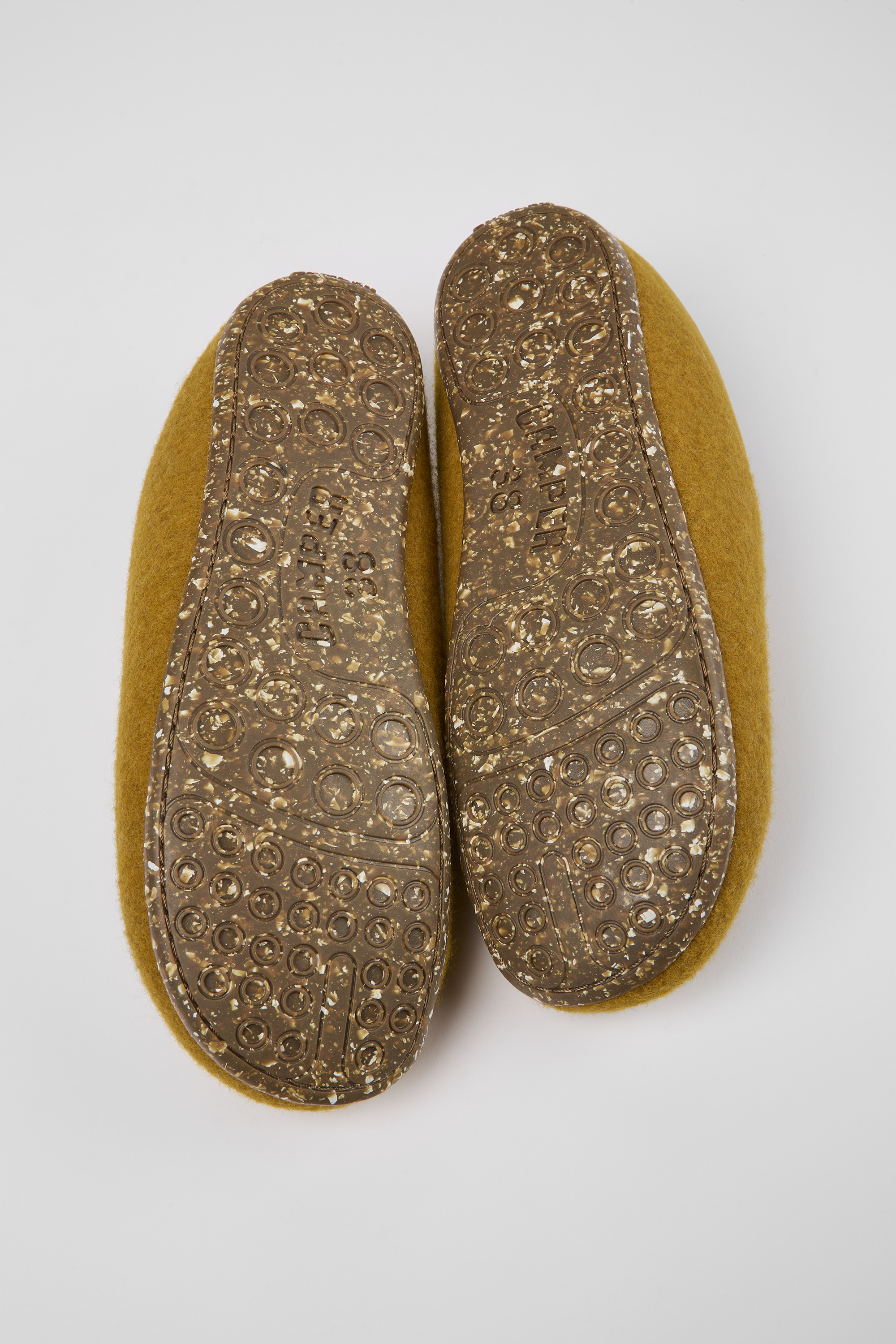 Wabi - Yellow-brown wool slippers for women