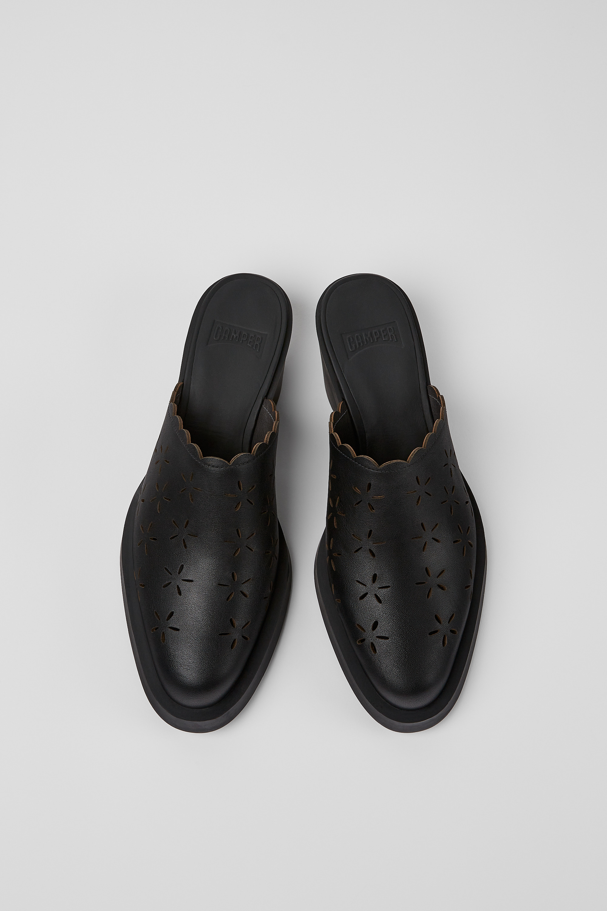 Bonnie - Black leather mules for women