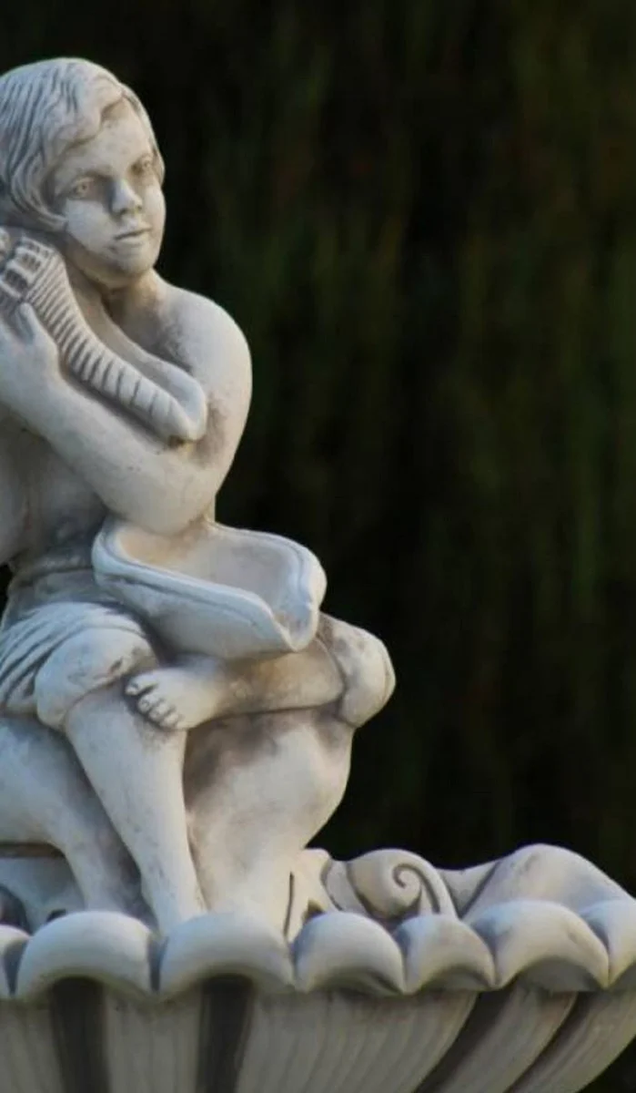 Casa Padrino Fuente de Jardín Art Nouveau Niño con Conchas Gris 43 x 37 x A. 118 cm - Elegante Decoración de Jardín Fuente de Piedra - Accesorios de Decoración de Jardín Barroco y Art Nouveau