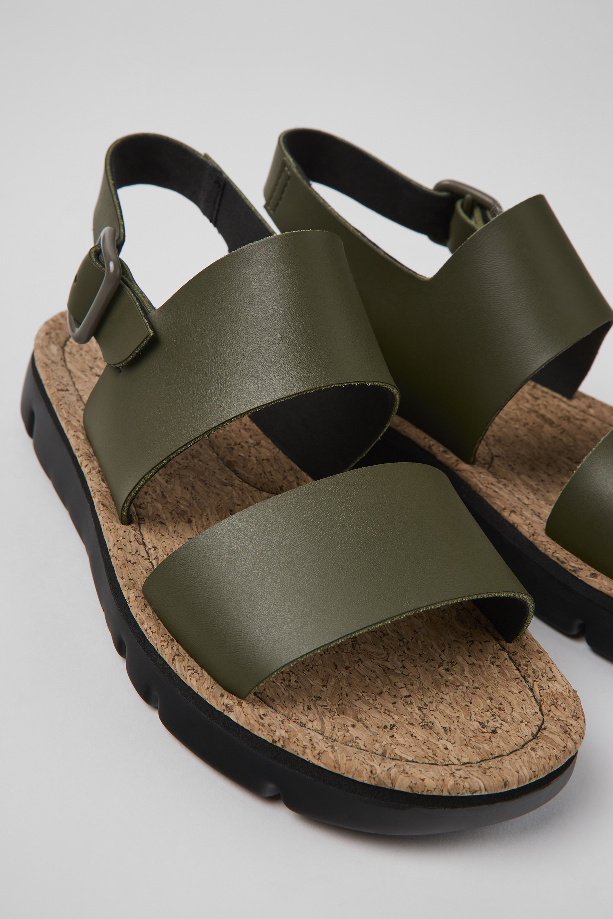 Oruga - Green leather sandals for women