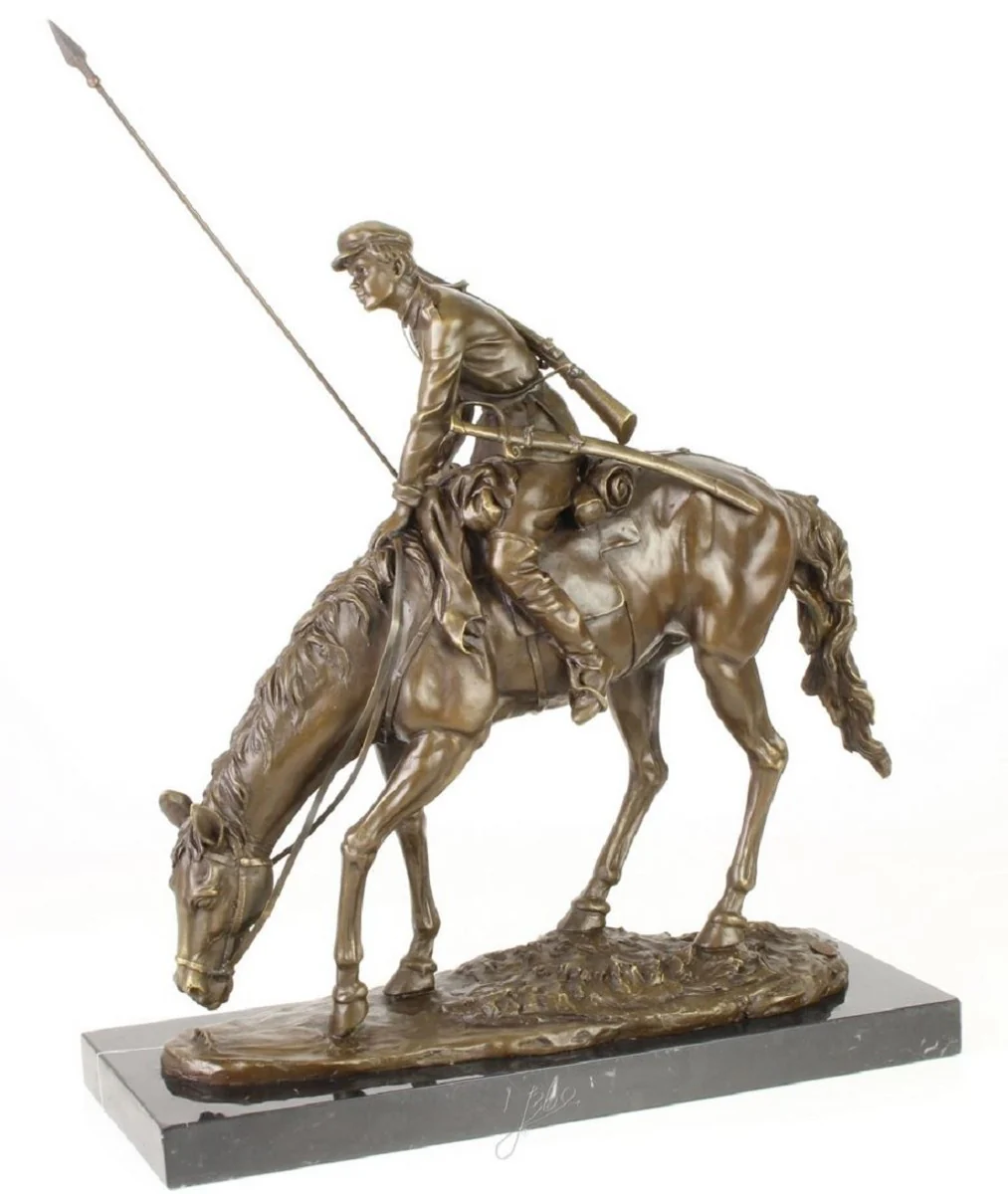 Casa Padrino escultura de bronce de lujo soldado con caballo bronce / oro / negro 43,9 x 15 x H. 43,2 cm - Figura de Bronce Deco