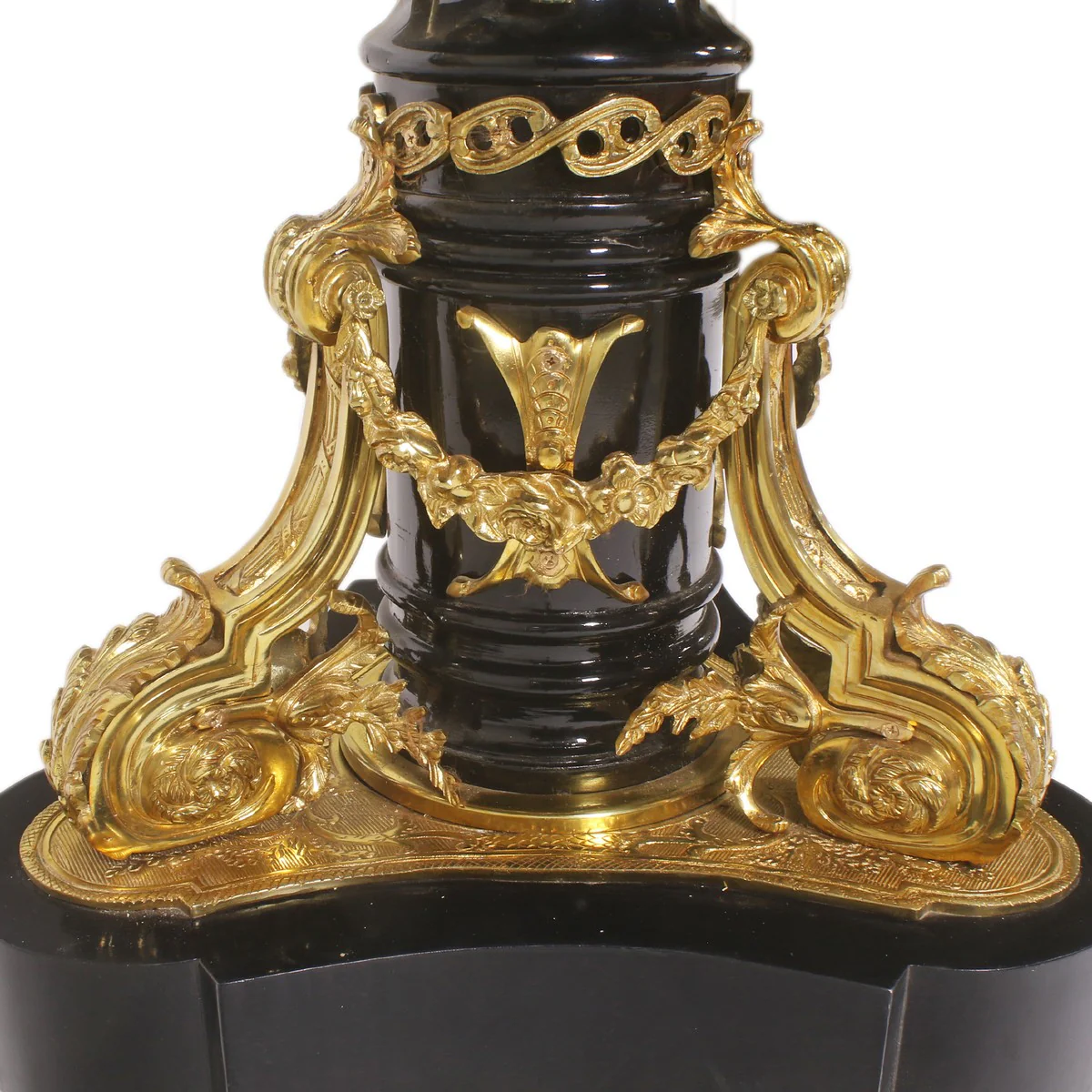 Mesa Padrino Barroco mesita marr¨®n rojizo / dorado di¨¢metro 108cm, altura 89 cm hecho a mano, pintado a mano Edici¨®n Limitada