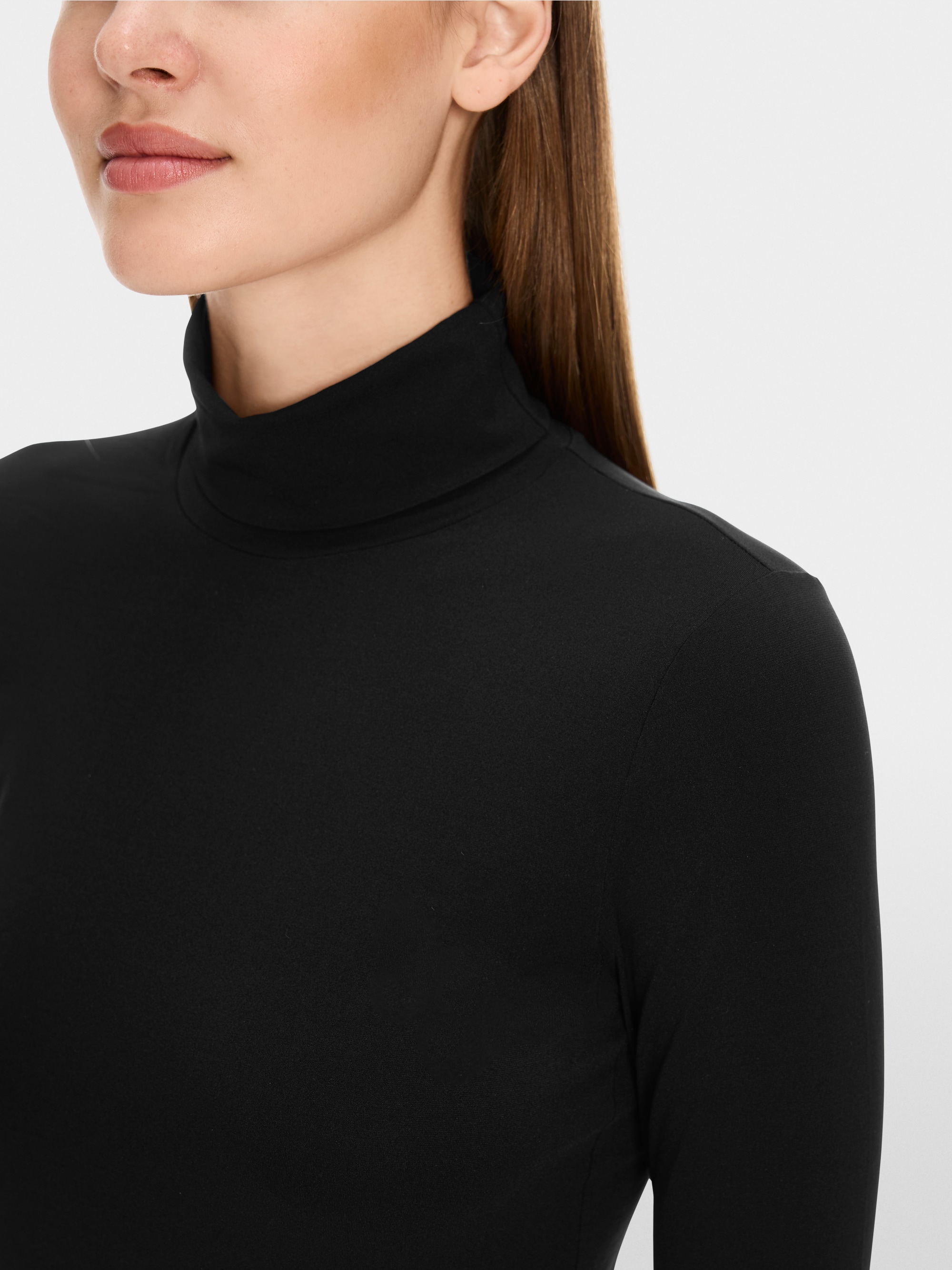 Marc-Cain Delicate roll-collar pullover