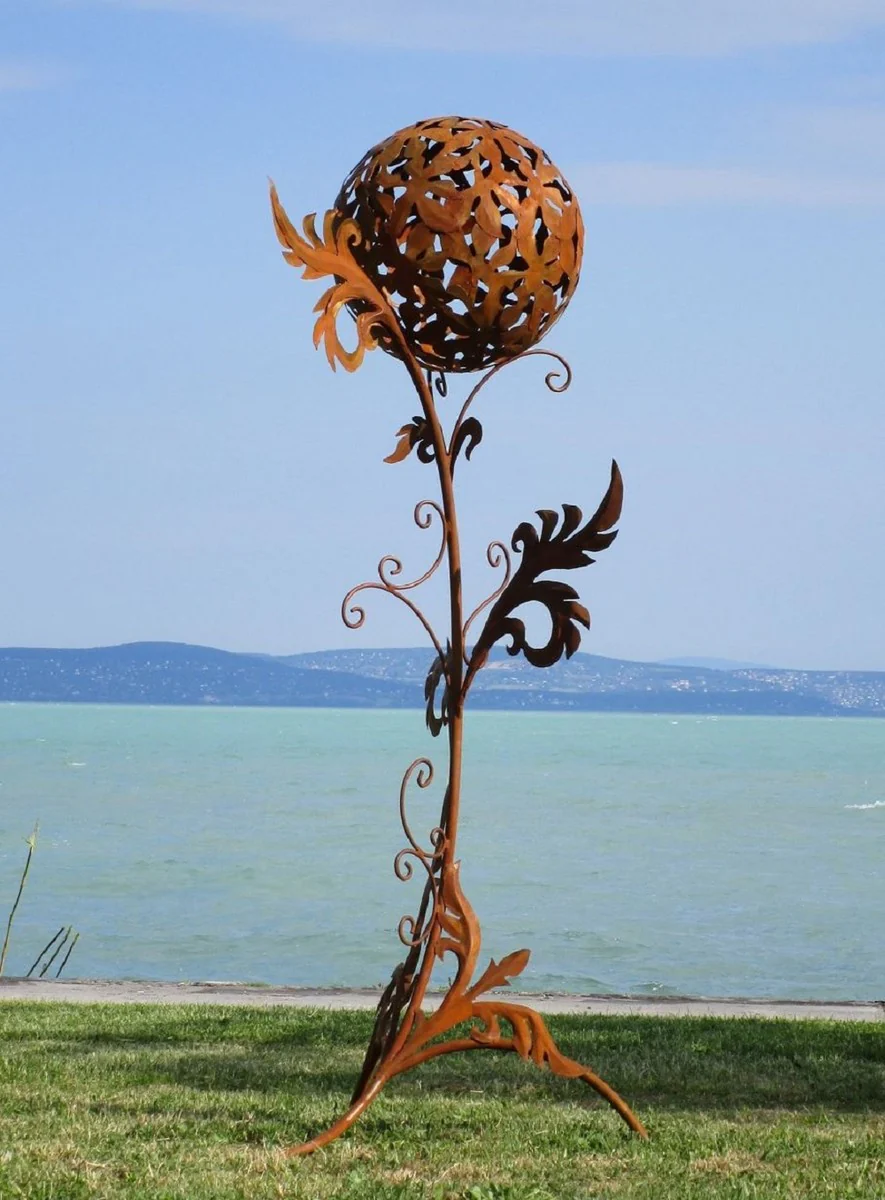 Casa Padrino escultura de jardín barroco de acero columna con bola óxido 85 x 82 x A. 200 cm - Decoración de jardín hecha a mano resistente a la intemperie