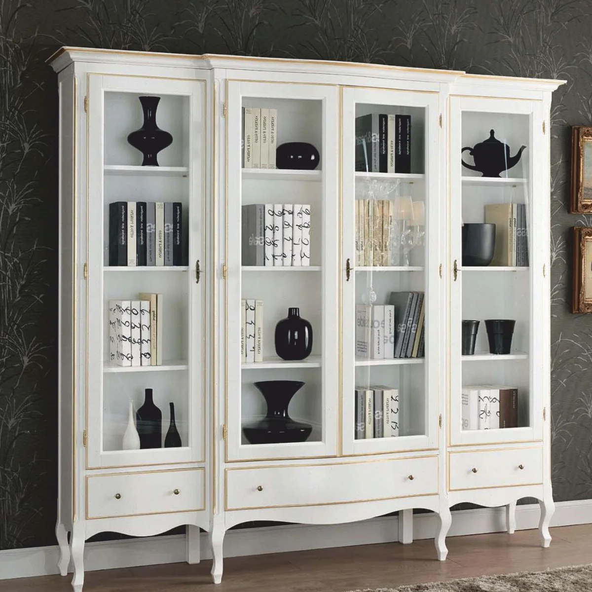 Casa Padrino Vitrina Barroco de Lujo Blanco / Oro 237 cm - Muebles Barrocos - Hecho en Italia