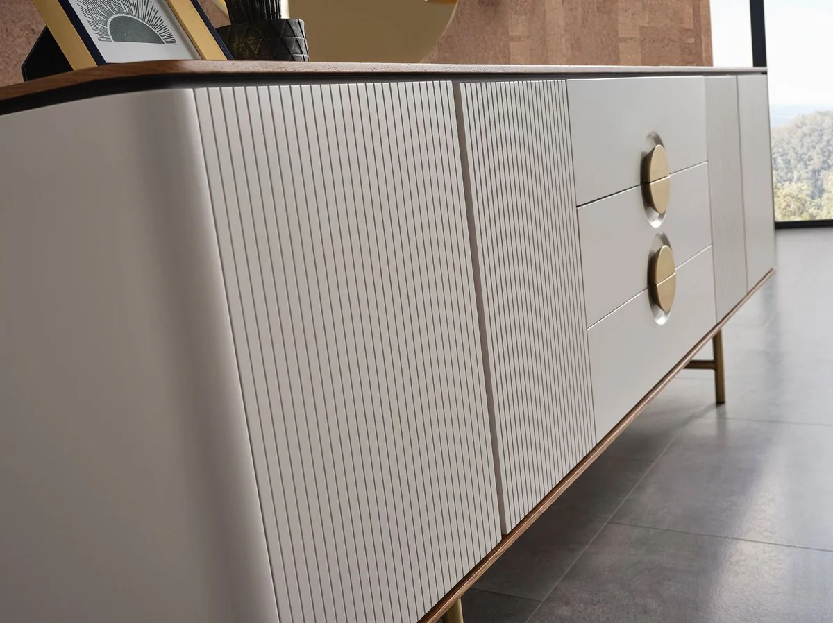 Casa Padrino aparador de lujo gris claro / marrón / latón 220 x 50 x A. 80 cm - Armario de madera maciza con 4 puertas y 3 cajones - Muebles de madera maciza - Muebles de lujo - Interiores de lujo