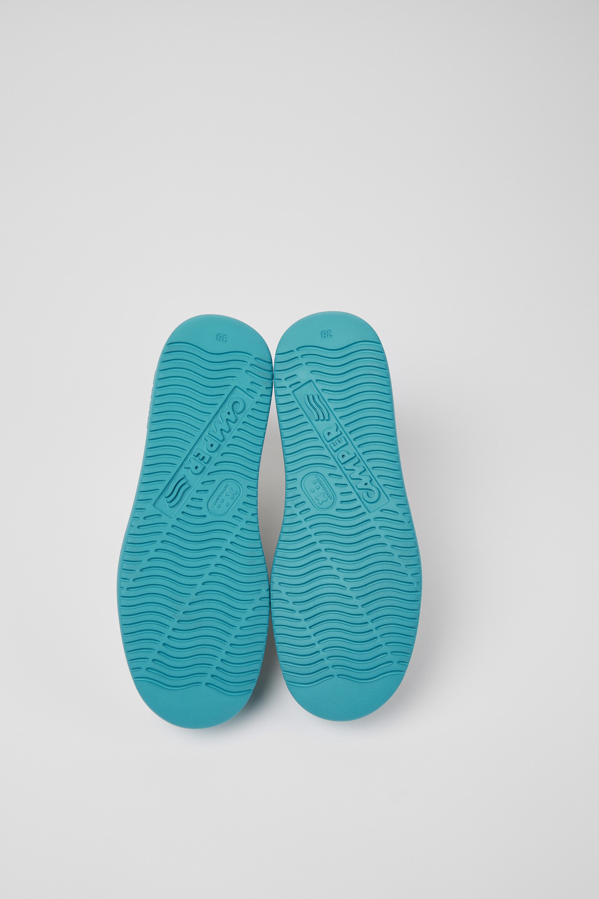 Runner K21 - White non-dyed leather sneakers for women