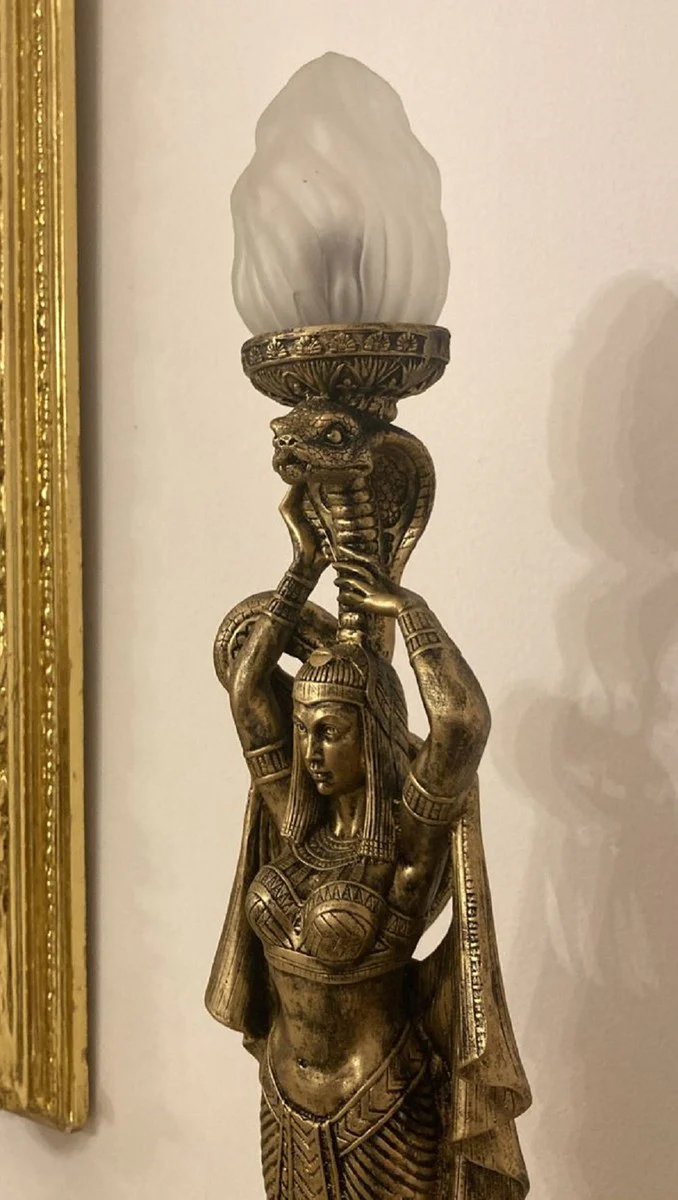 Casa Padrino lámpara de mesa barroco mujer con serpiente cobra oro antiguo A. 74 cm - Magnífica lámpara de escritorio de estilo egipcio - Luces barrocas - Interior barroco - Muebles barrocos