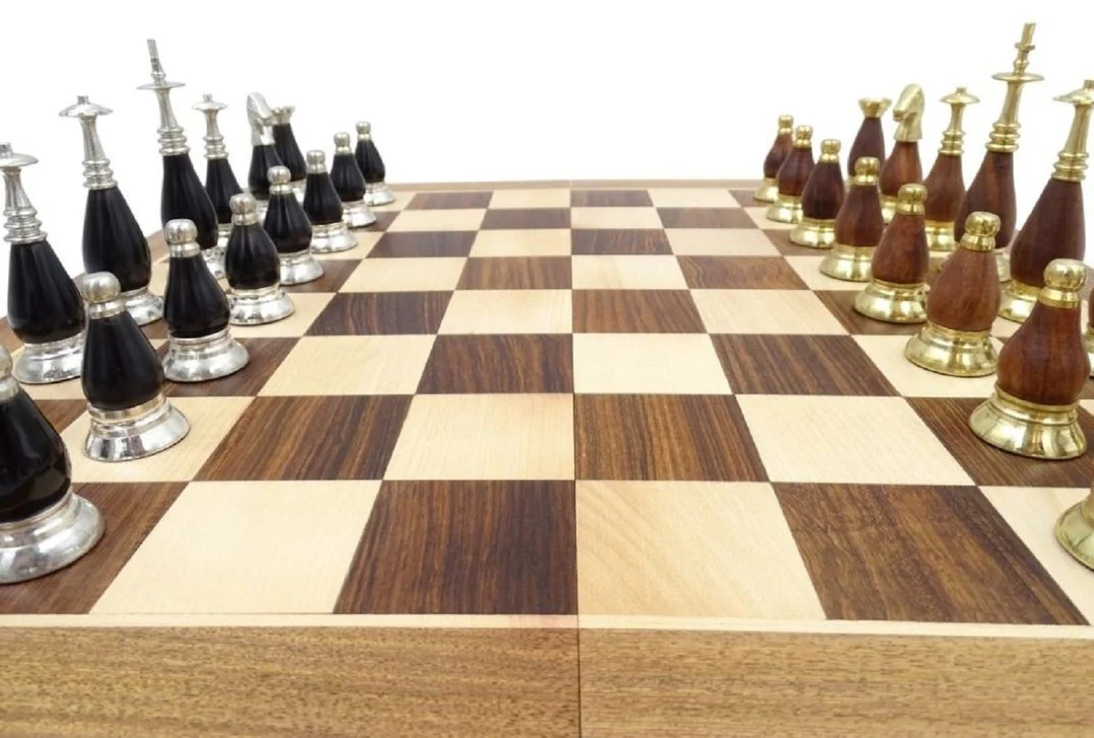 Casa Padrino conjunto de ajedrez de lujo marrón / beige / plata / oro 40 x 40 cm - Ajedrez de madera plegable - Tablero de ajedrez de madera con piezas de ajedrez de latón - Accesorios de lujo