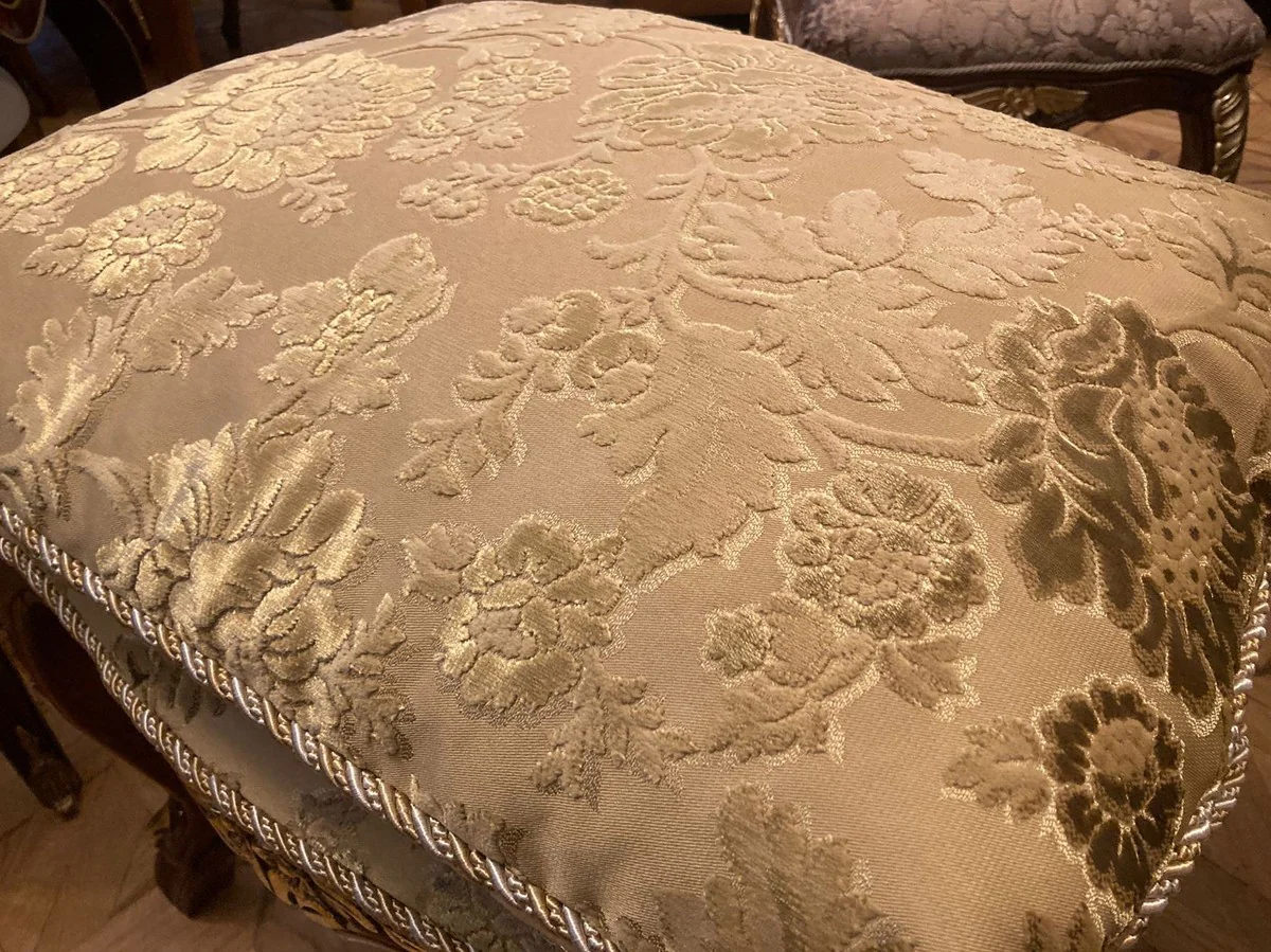 Taburete barroco de lujo Pomp??s by Casa Padrino con coj¨ªn patr¨®n beige / marr¨®n / oro - Taburete barroco pomposo dise?ado por Harald Gl??ckler - Muebles barrocos - Noble y Magn¨ªfico