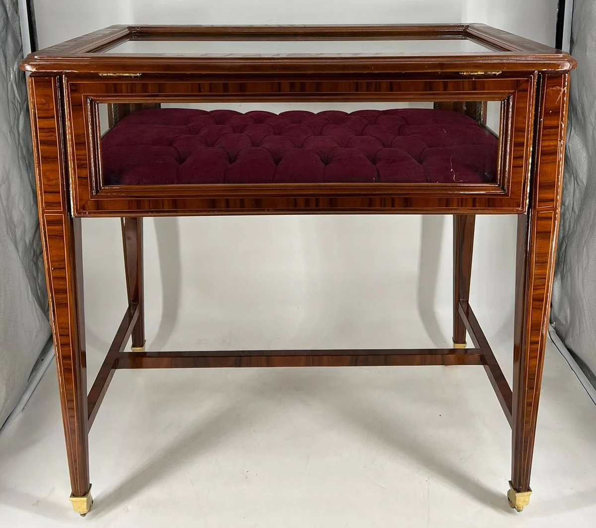 Casa Padrino vitrina de tienda barroco con tapa abatible marr¨®n / rojo burdeos - Muebles barrocos - 1B bienes