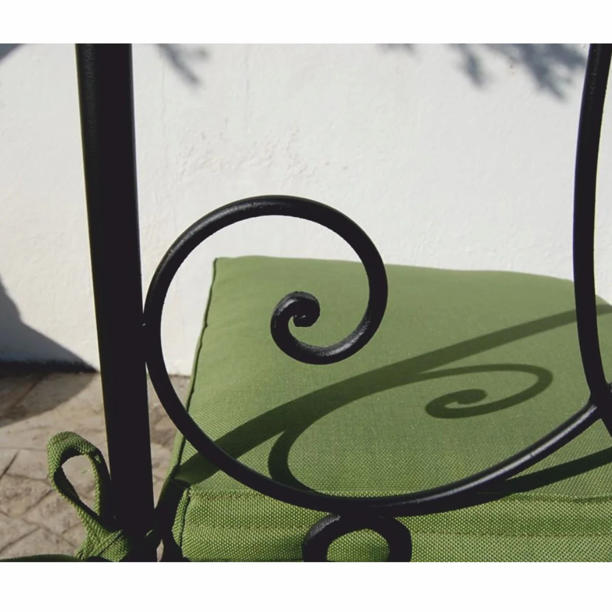 Casa Padrino silla de jard¨ªn Art Nouveau de lujo de hierro forjado con coj¨ªn de asiento negro / verde A. 105 cm