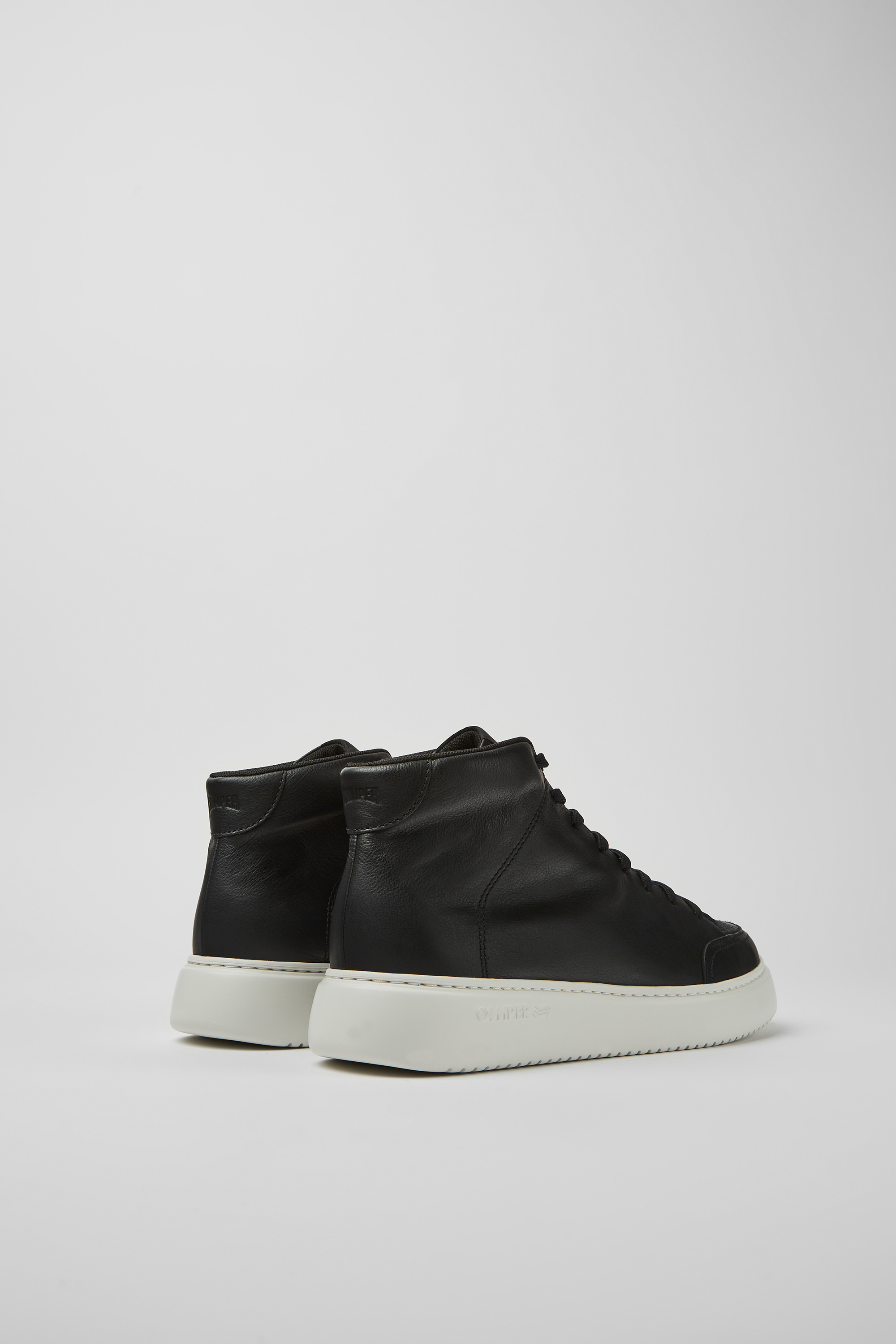 Runner K21 - Black leather sneakers for women