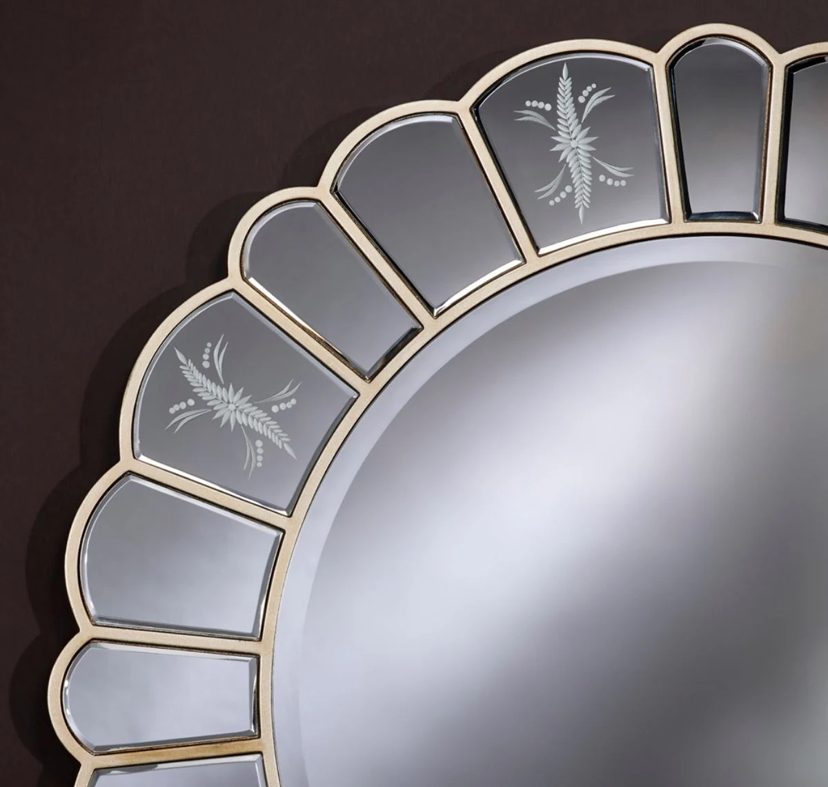 Casa Padrino espejo de pared con grabados decorativos ? 100 cm - Accesorios de Sala de Estar de Lujo