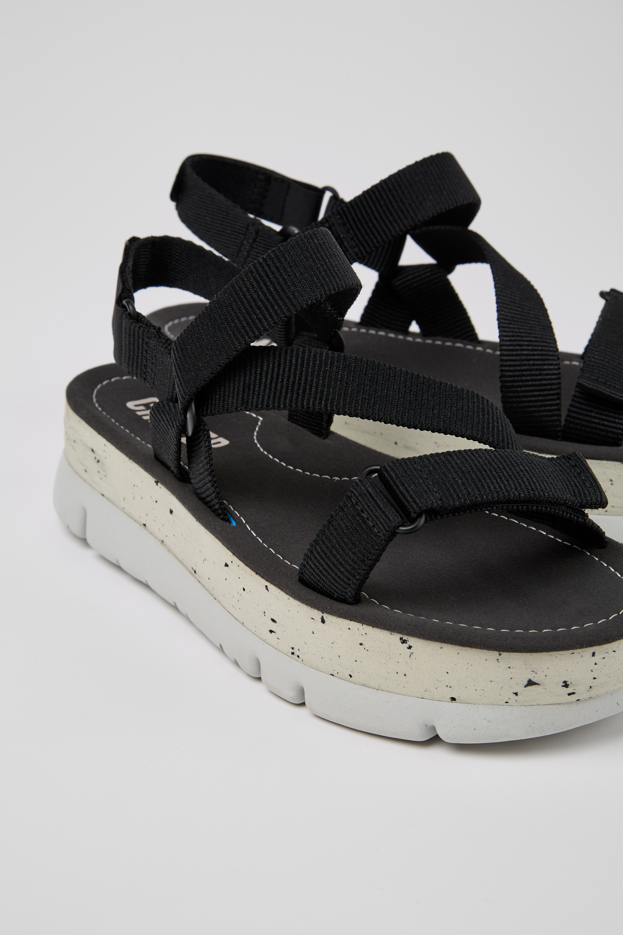 Oruga Up - Black recycled PET sandals for women