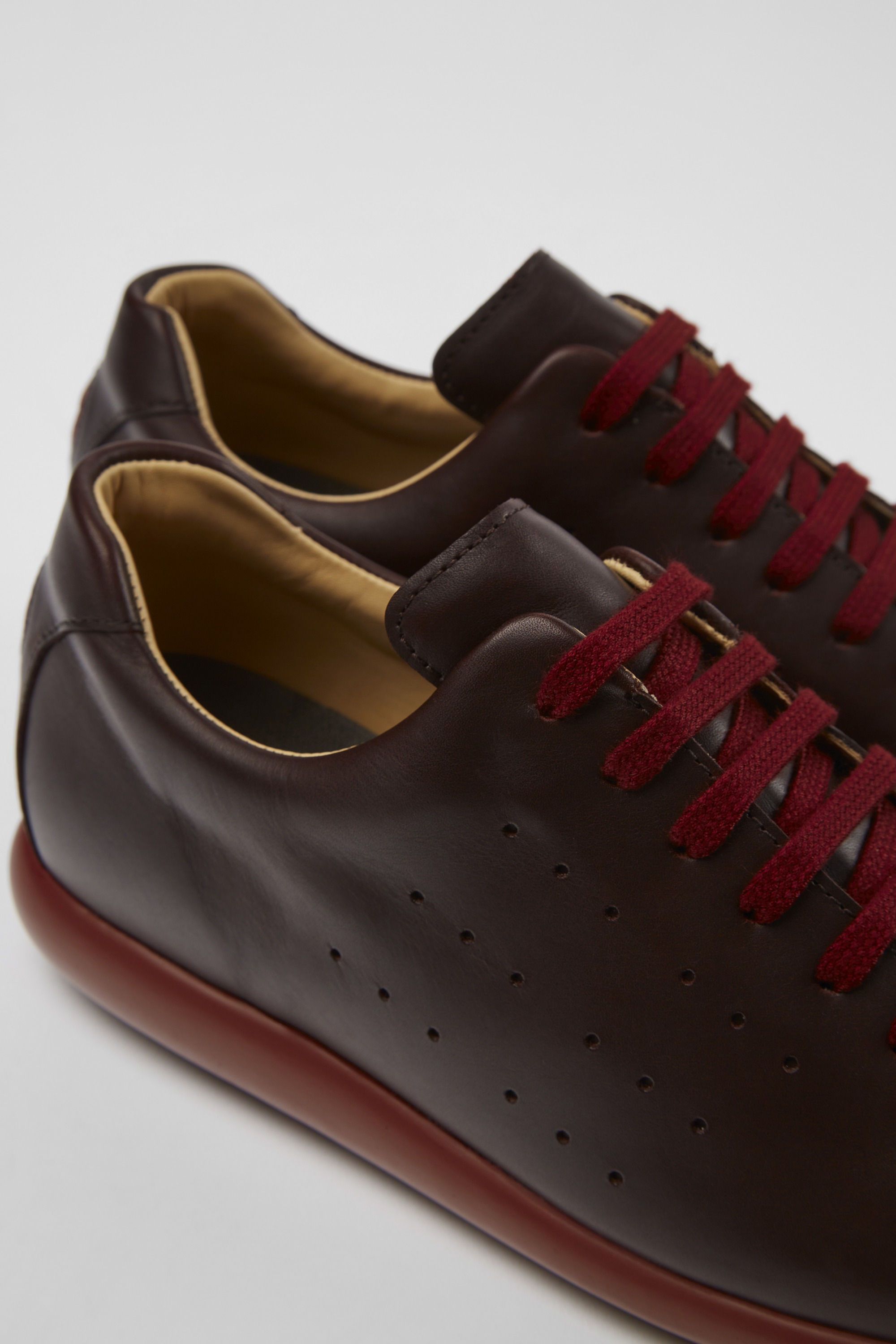 Pelotas XLite - Burgundy leather shoes for women
