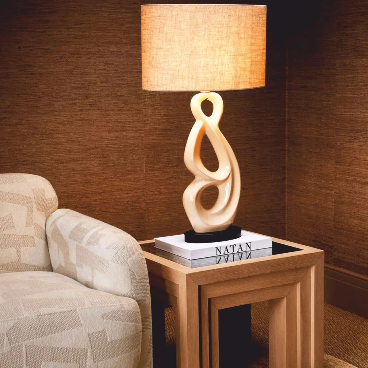 Casa Padrino l¨¢mpara de mesa de cer¨¢mica de lujo con pantalla ovalada blanco / negro / gris A. 89 cm