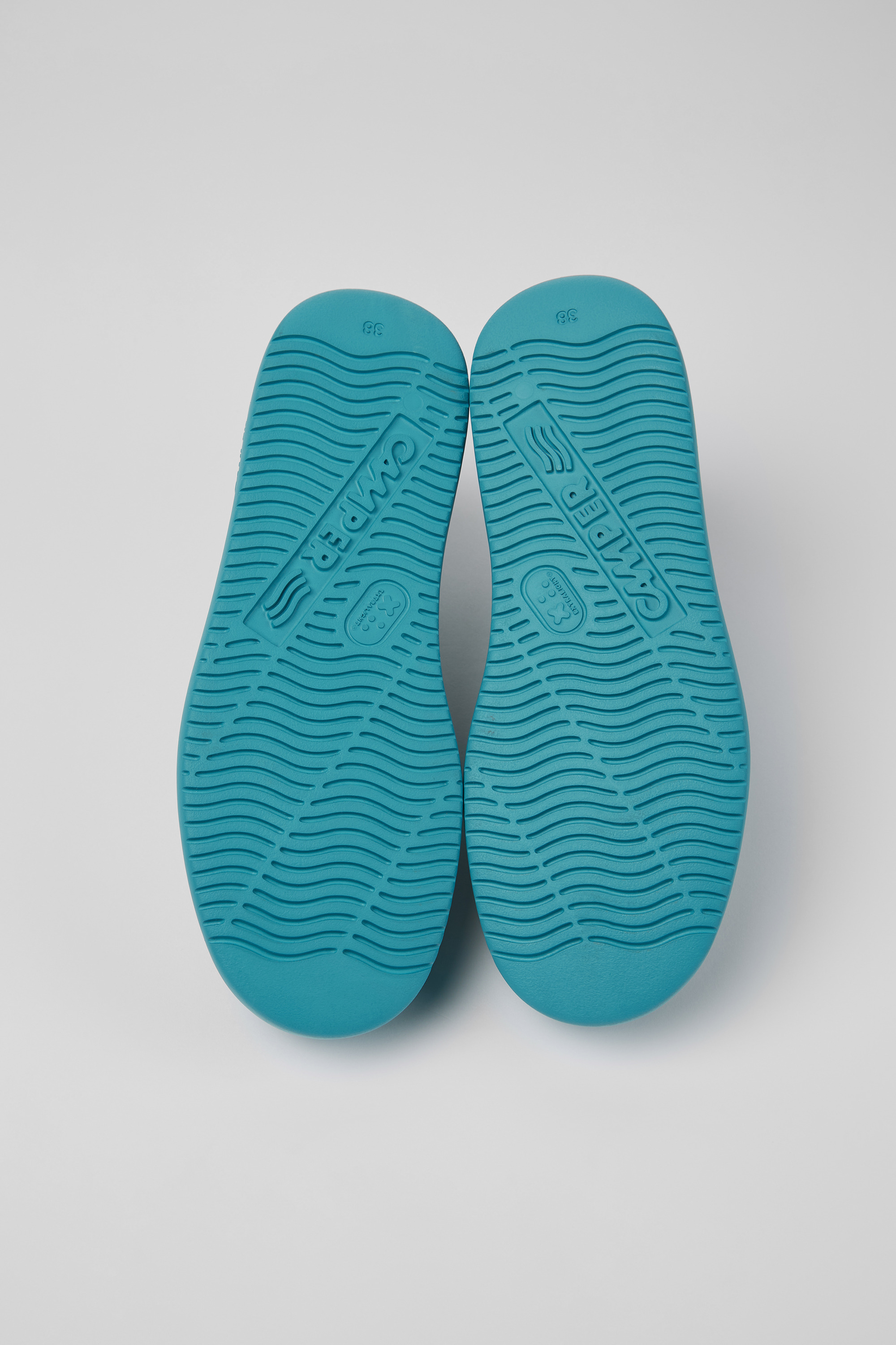 Runner K21 - Blue leather sneakers for women