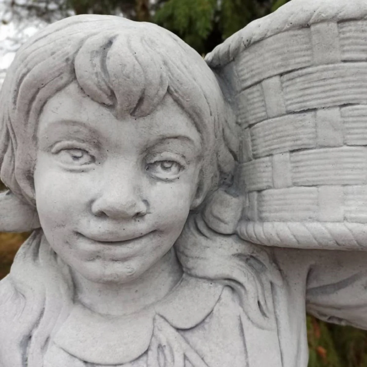 Casa Padrino Escultura Art Nouveau Chica con Maceta Gris 50 x 40 x A. 67 cm - Elegante Decoraci¨®n de Jard¨ªn Figura de Piedra con Maceta - Accesorios de Decoraci¨®n de Jard¨ªn Barroco y Art Nouveau