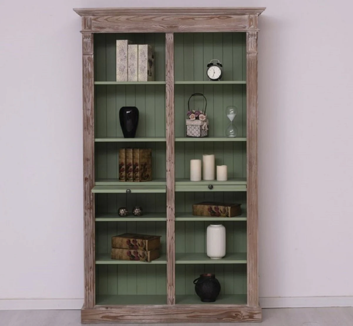 Casa Padrino armario de libros estilo country marr¨®n / verde 120 x 37 x H. 197 cm - Armario de Madera Maciza - Armario Estante - Armario para Sala de Estar - Muebles de Estilo Country