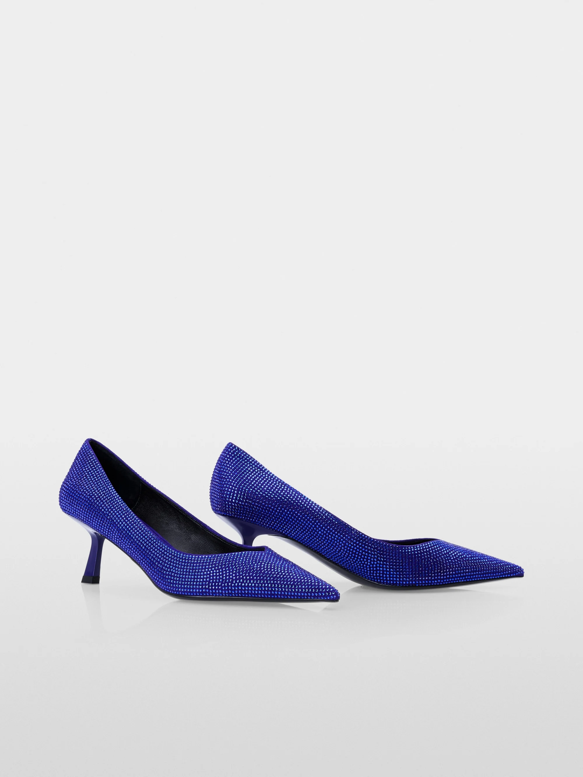 Marc-Cain Pointed pumps in V-shape