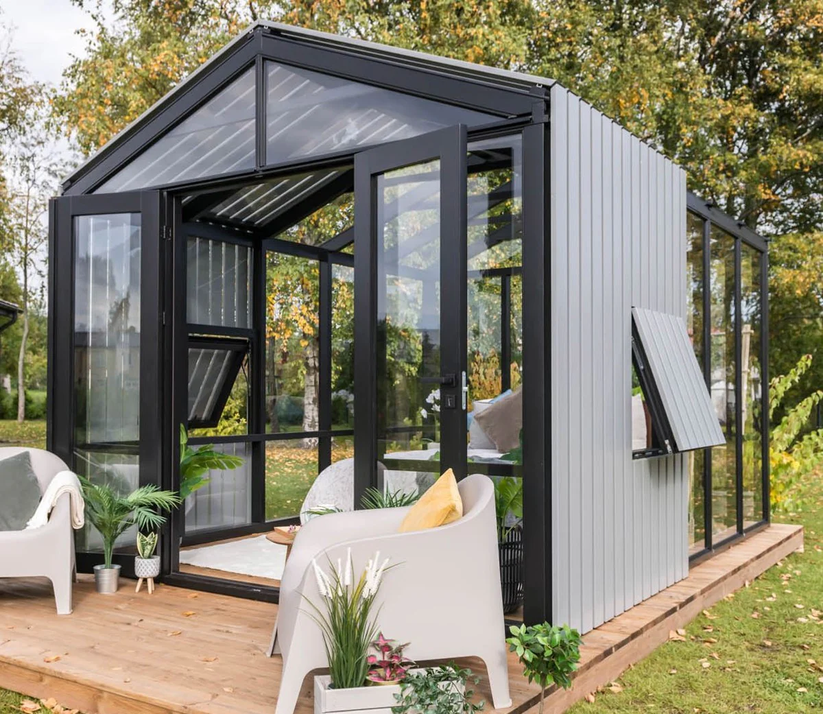 Casa Padrino Casa de Jard¨ªn de Lujo Negro / Gris 400 x 300 x A. 276,2 cm - Casa de Jard¨ªn de Madera Maciza con Ventanas y Puertas de Vidrio - Casas de Jard¨ªn de Lujo - Invernaderos de Lujo