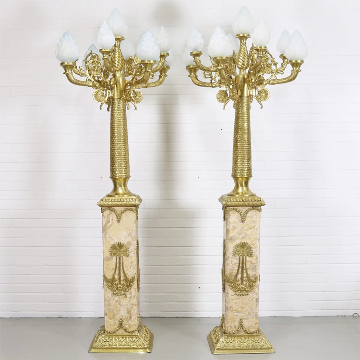 Casa Padrino baroque stand chandelier with marble pillars set mod1 cream / gold - Noble & Sumptuous
