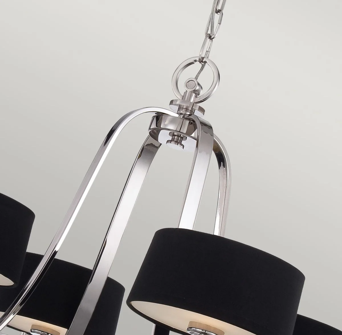 Casa Padrino lámpara de araña LED Art Deco de lujo plata / negro Ø 77,5 x A. 57,2 cm - Lámpara de araña redonda de metal con pantallas - Araña de salón - Luces Art Deco - Luces de lujo