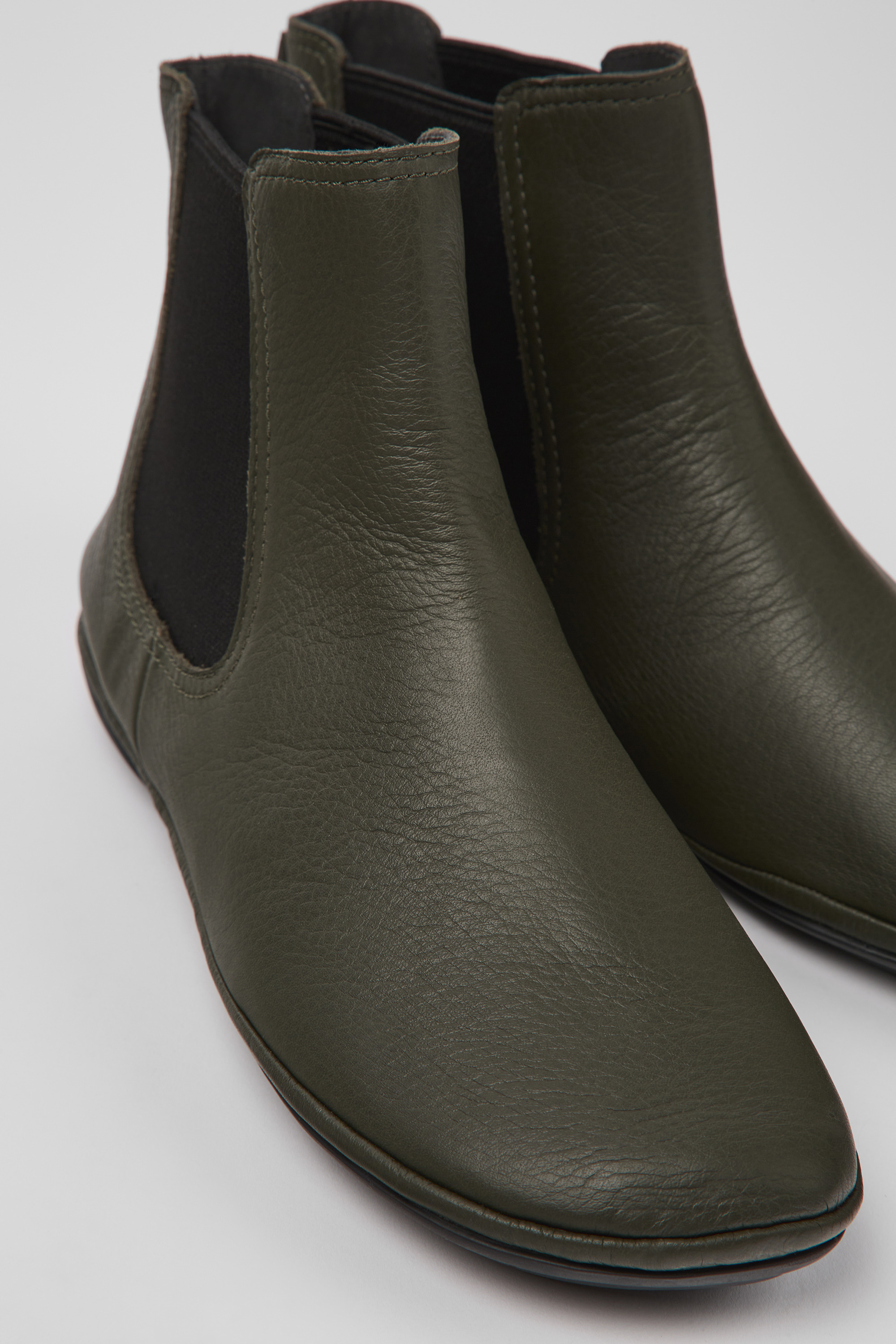 Right - Green leather ankle boots