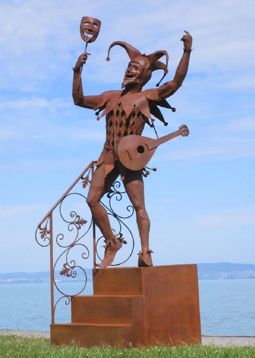 Casa Padrino escultura de buf¨®n en las escaleras decorativa de lujo ¨®xido 110 x 112 x A. 277 cm - Figura de buf¨®n decorativa de jard¨ªn - Escultura de acero - Esculturas de jard¨ªn