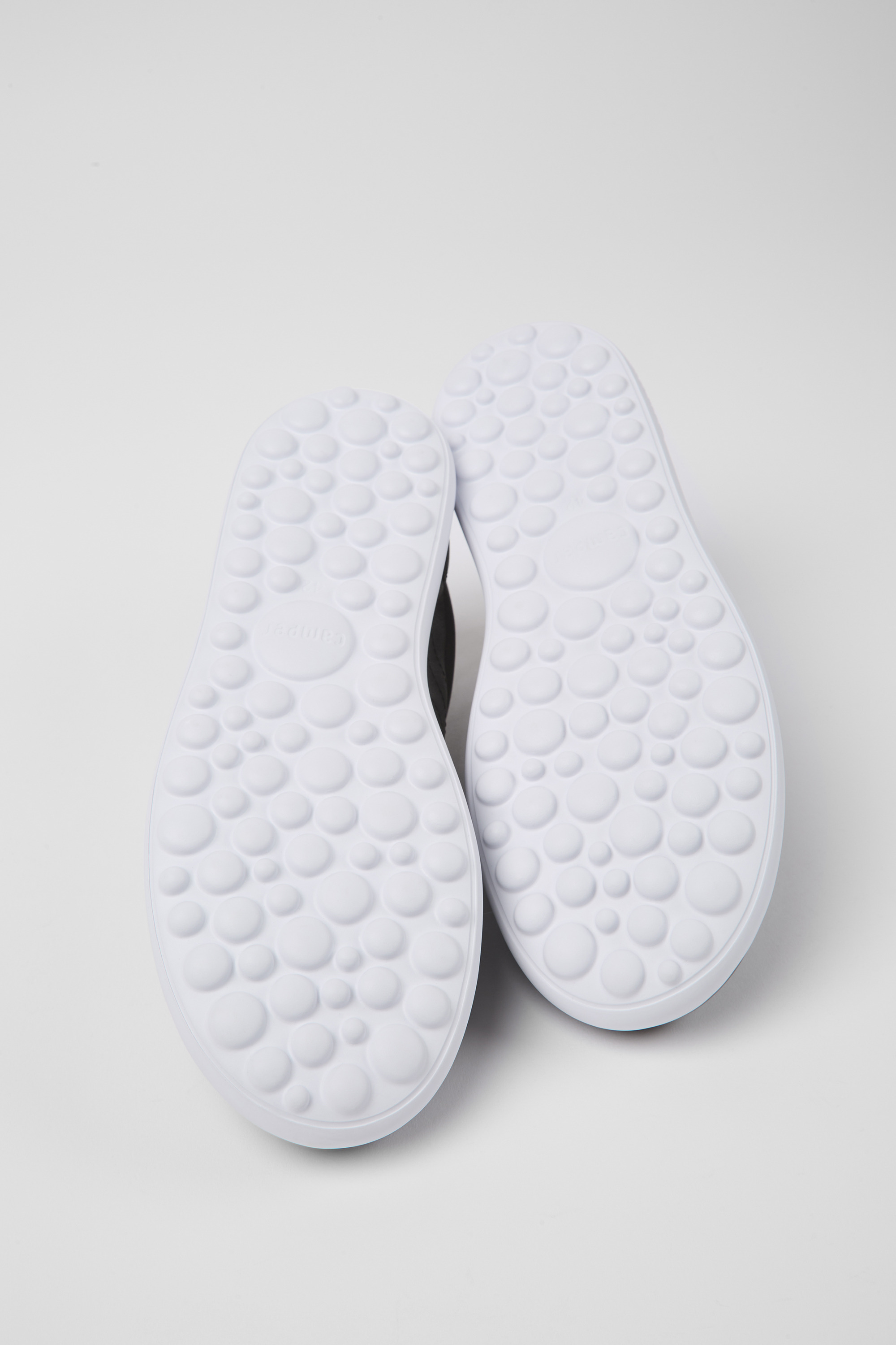 Pelotas XLite - Gray leather sneakers for men