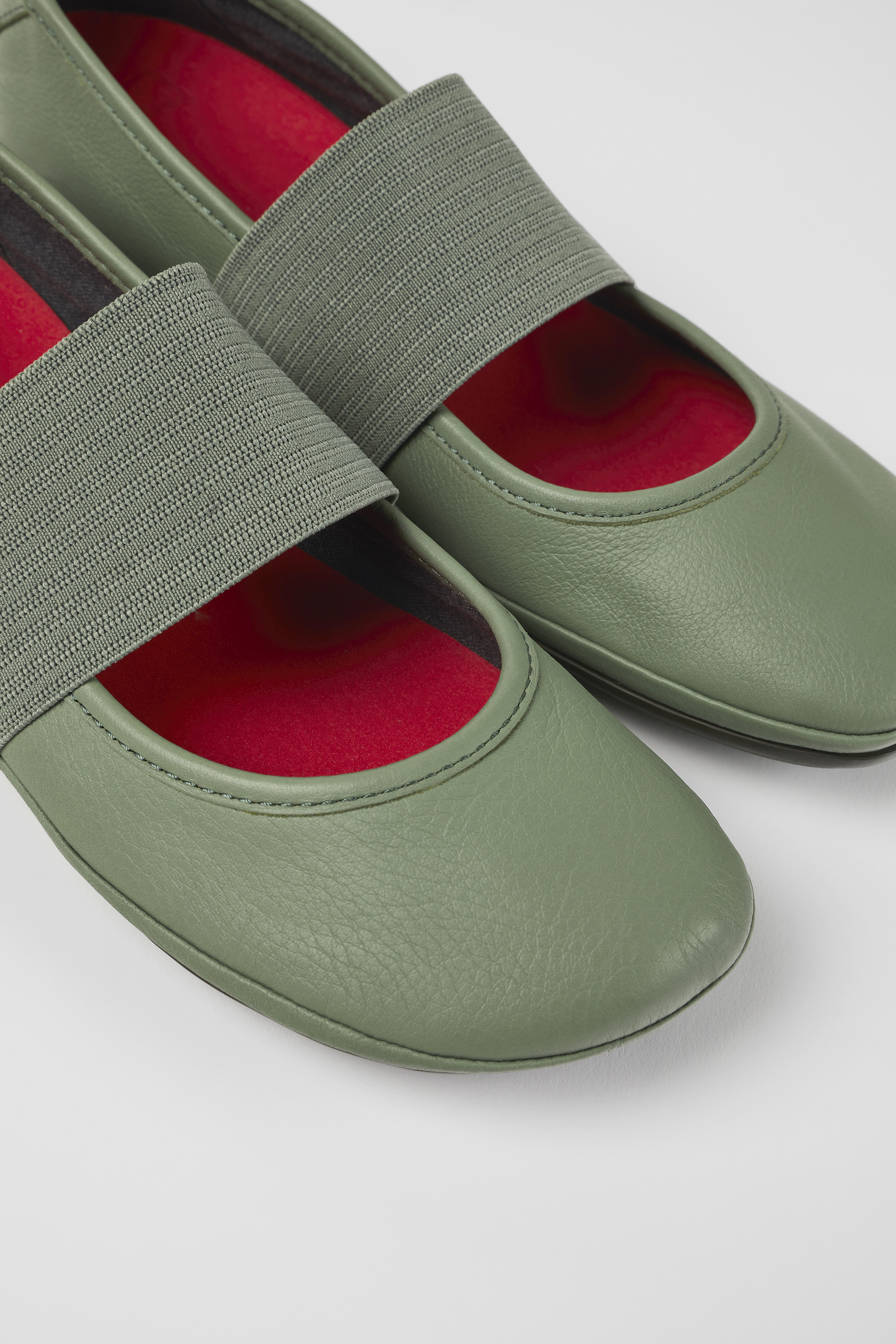 Right - Green leather ballerinas for women