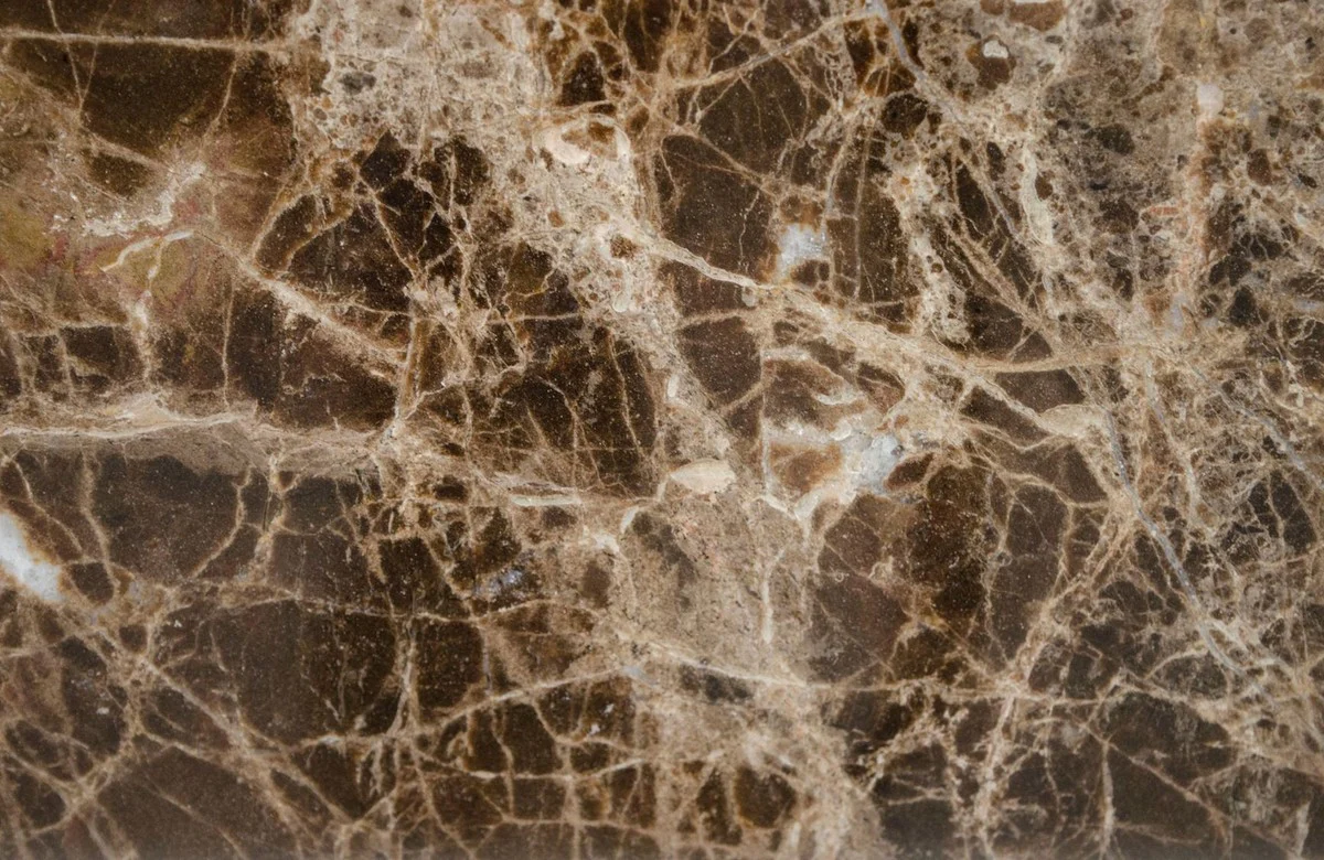 Casa Padrino mesa auxiliar de m¨¢rmol negro-gris y con pedestal dorado 40 x 40 x H. 50 cm - Deco de la Sala de Estar de Lujo