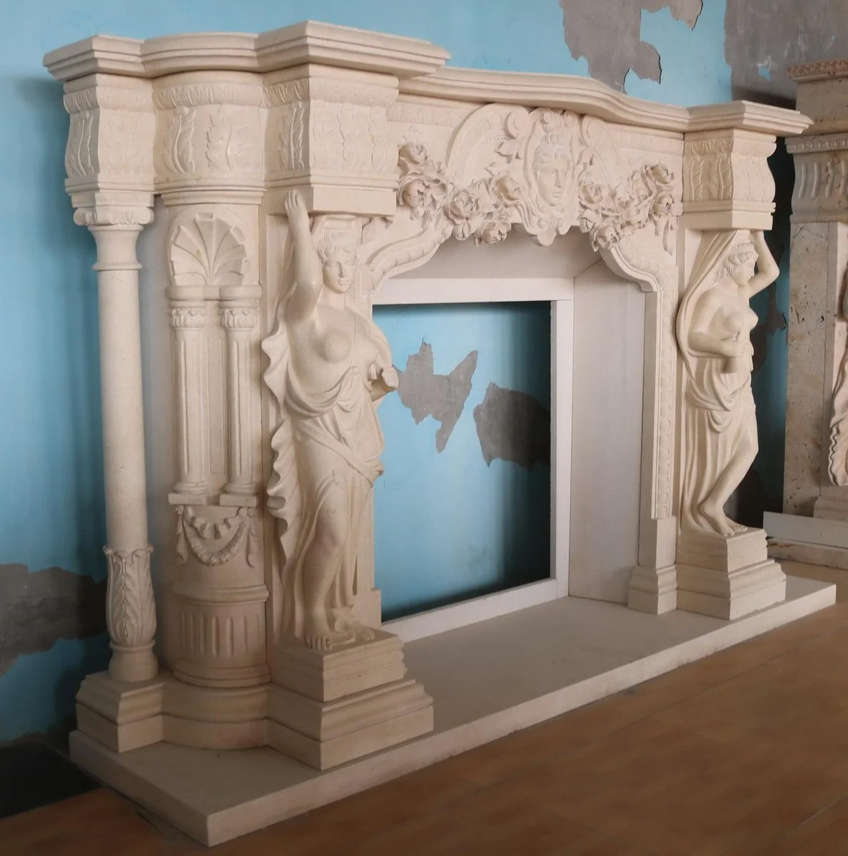 Casa Padrino marco de chimenea de m¨¢rmol barroco de lujo beige 260 x A. 166 cm