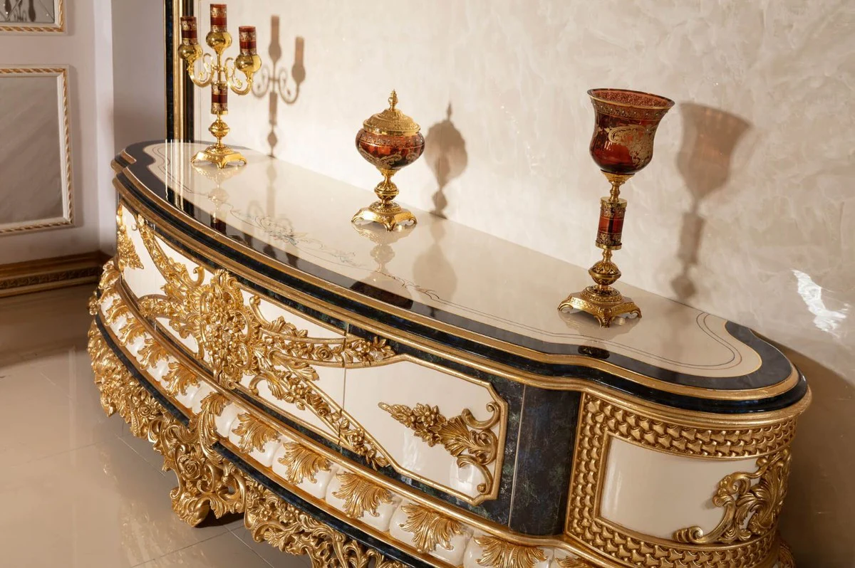 Casa Padrino armario de TV barroco de lujo blanco / azul / oro - Magn¨ªfico aparador de sal¨®n con pared trasera - Muebles de sal¨®n barrocos - Noble y Magn¨ªfico