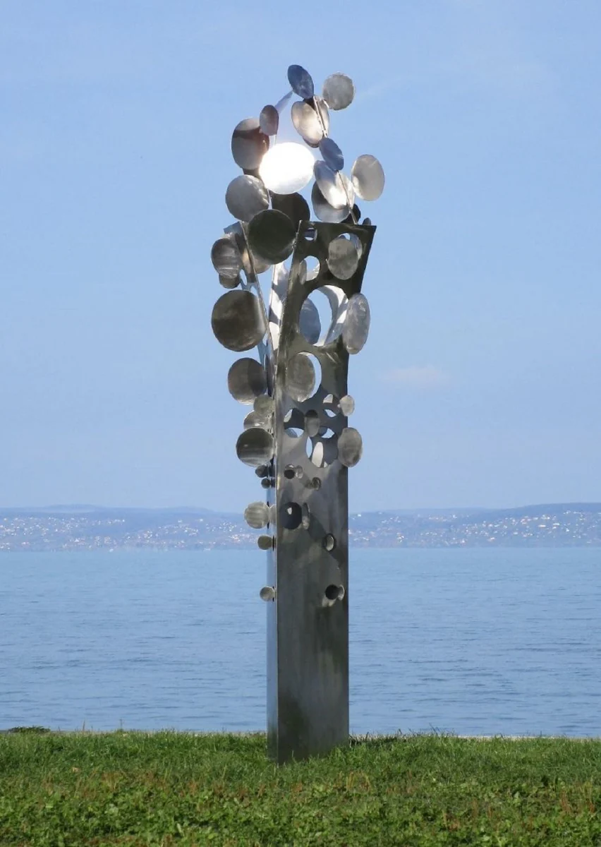 Casa Padrino escultura de jardín de acero inoxidable de diseño Árbol de monedas plata 75 x 70 x A. 260 cm - Decoración de jardín hecha a mano resistente a la intemperie