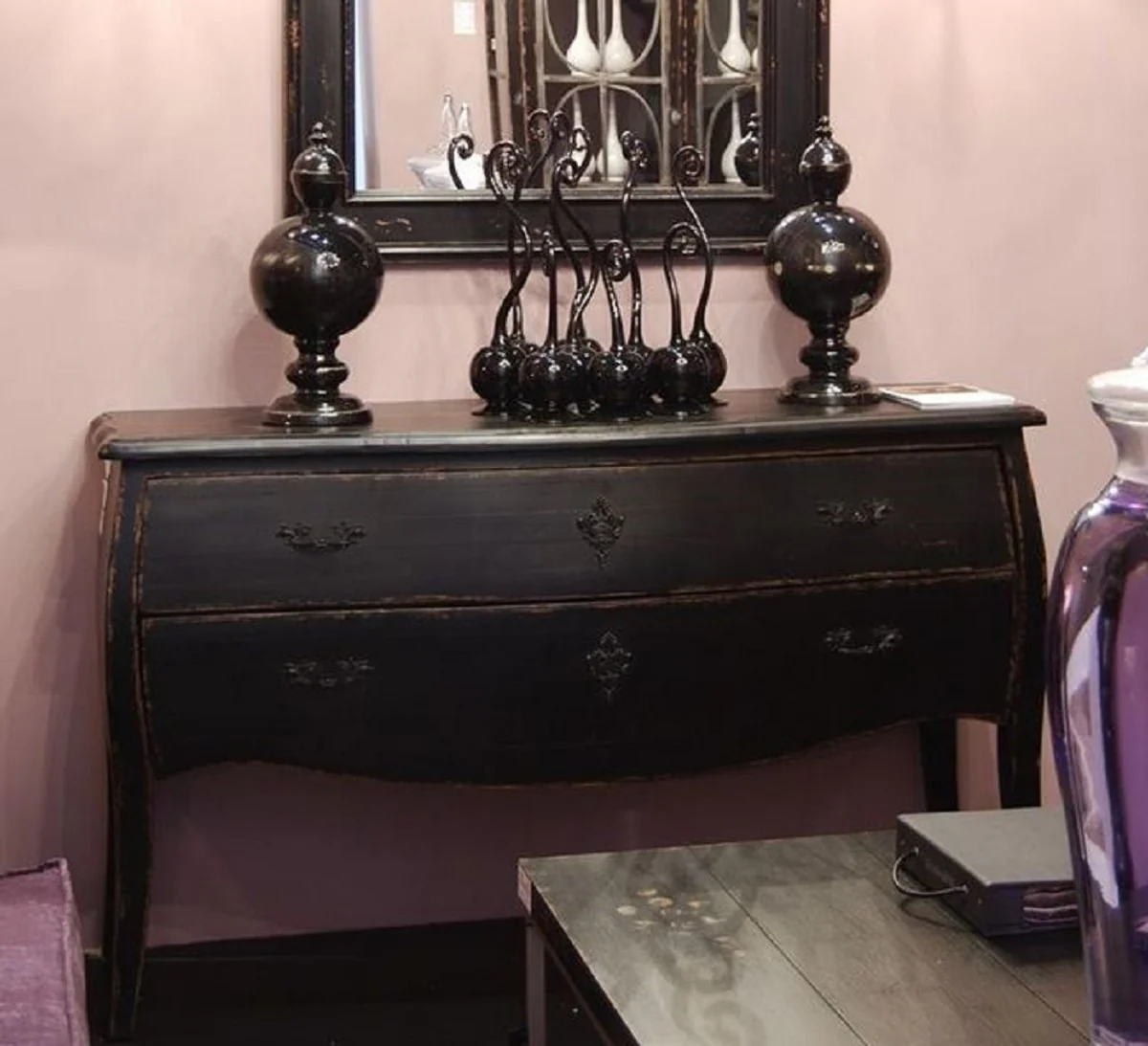 Casa Padrino Cómoda de 2 Cajones de Madera Maciza Estilo Campestre de Lujo Negro Antiguo - Gabinete Hecho a Mano de Estilo Campestre - Calidad de Lujo