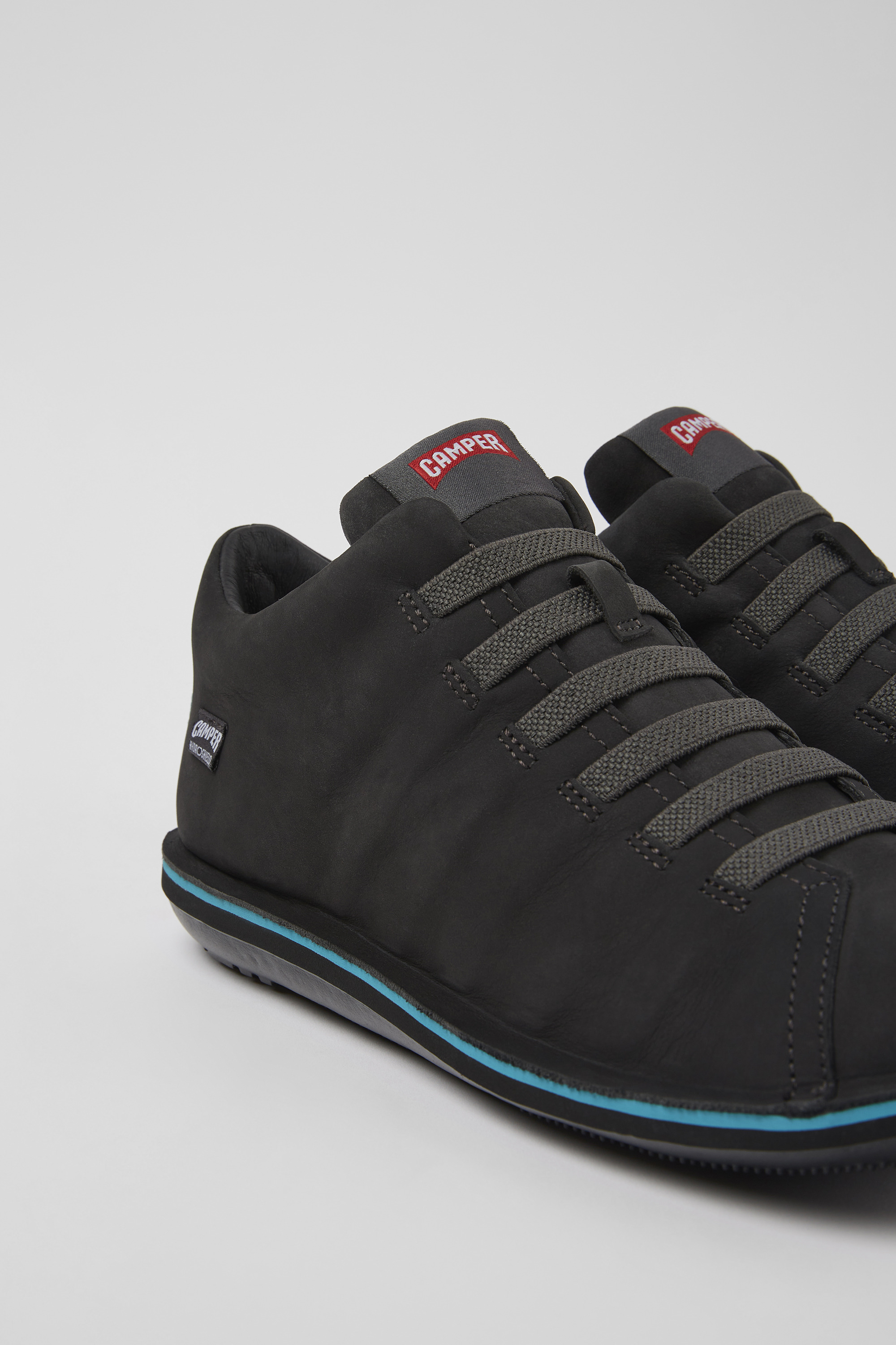 Beetle - Gray nubuck sneakers