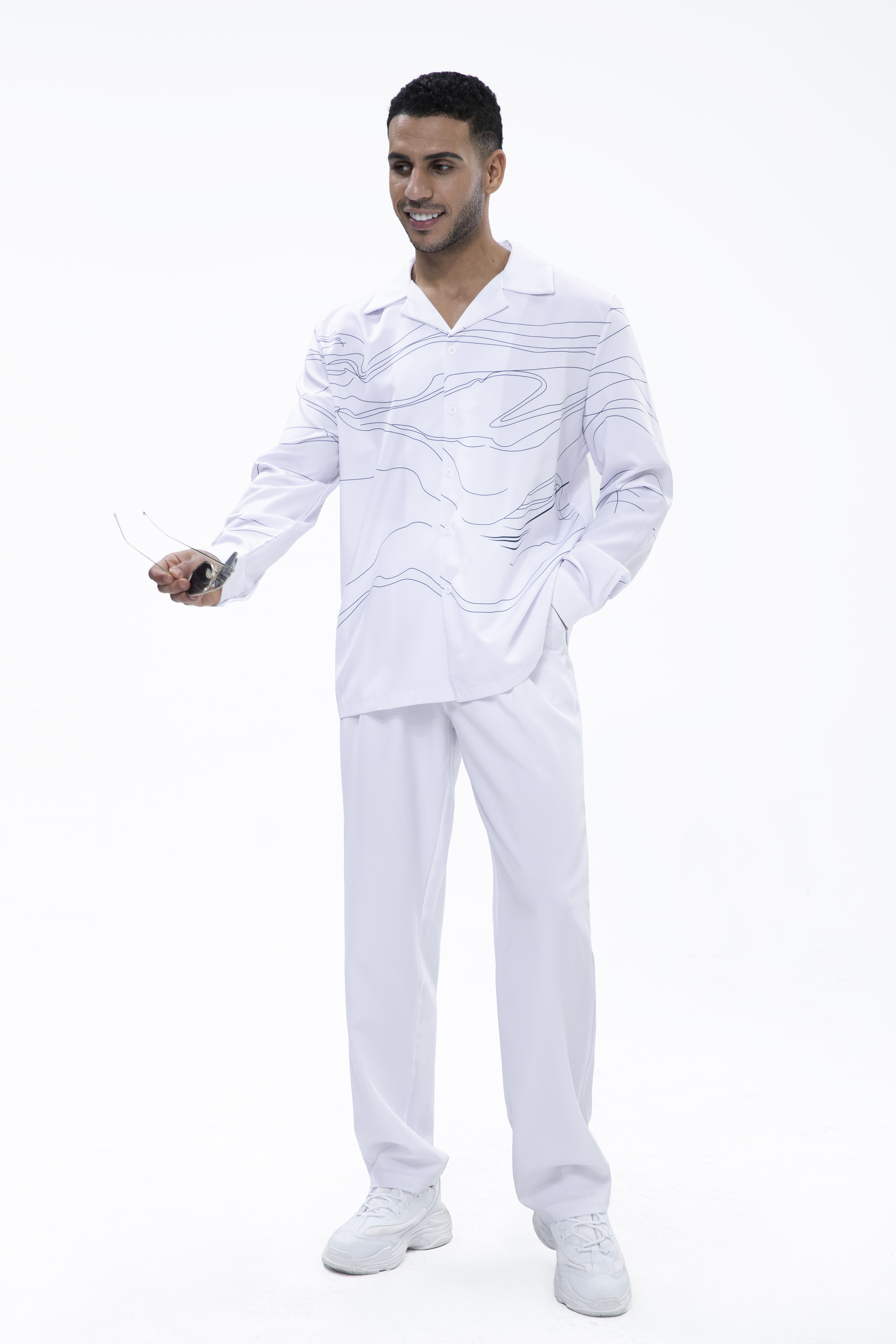 Suitmens White Art Two-Piece Long Sleeve Print Walking Pants