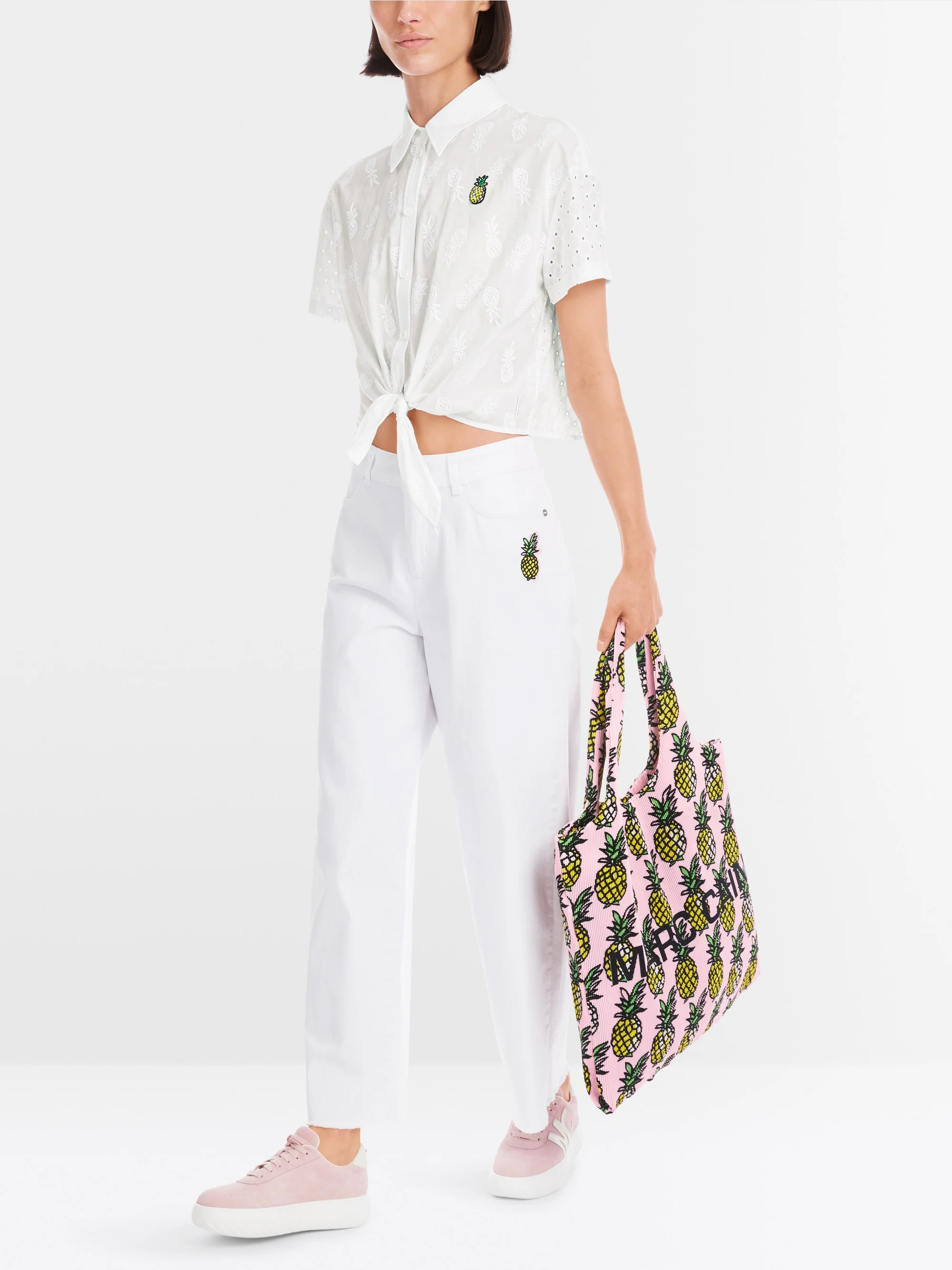 Marc-Cain Blouse with matching embroidery