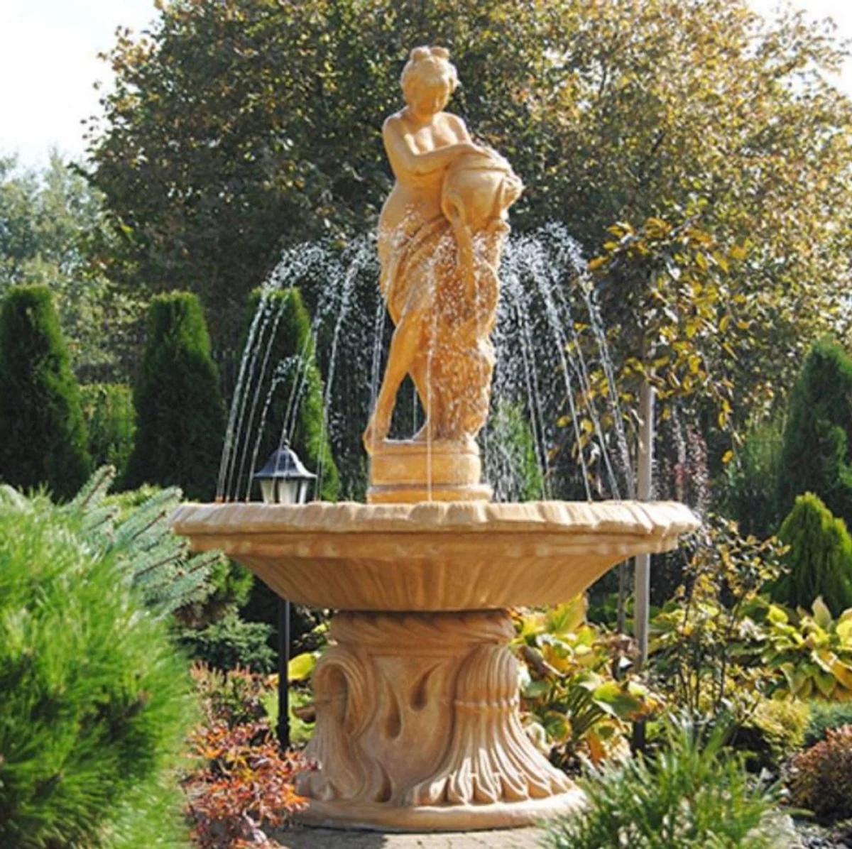 Casa Padrino fuente Art Nouveau mujer con jarra beige Ø 155 x A. 218 cm - Magnífica Fuente de Jardín - Fuente de Decoración de Jardín - Accesorios de Decoración de Jardín Barroco y Art Nouveau