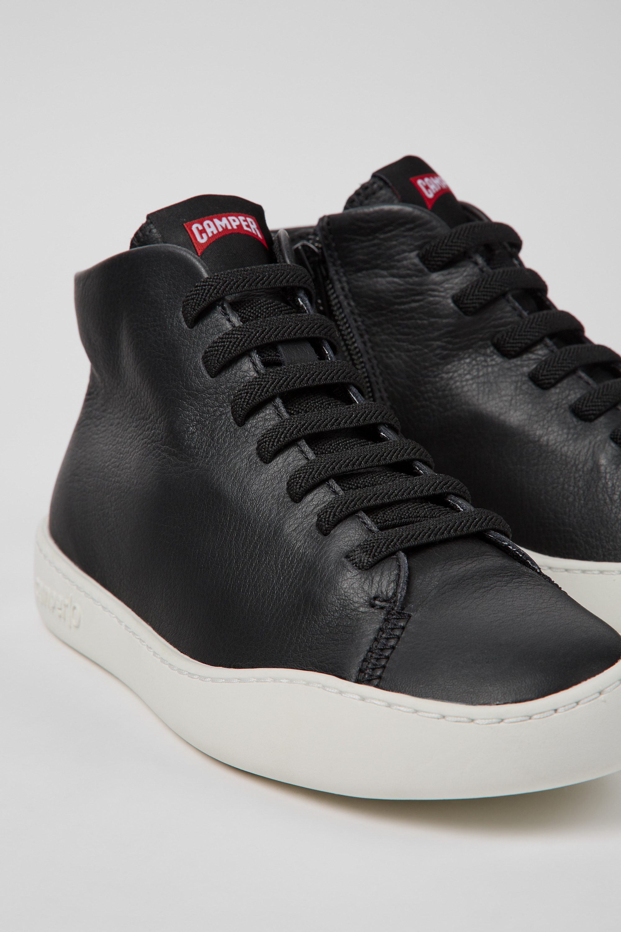 Peu Touring - Black leather sneakers for women