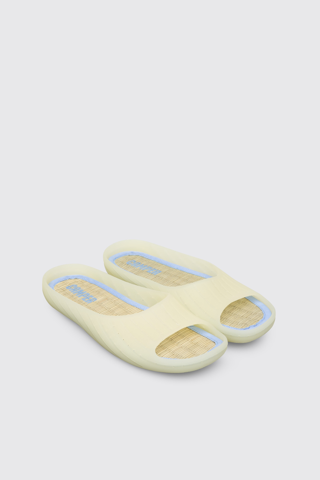 Wabi - Monomaterial Wabi sandal