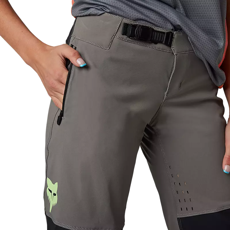 Womens Defend Race Shorts