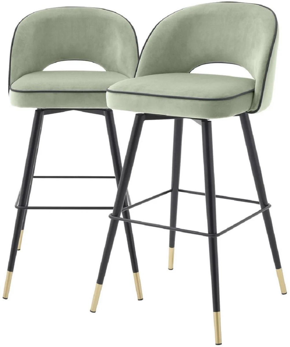 Casa Padrino conjunto de sillas de bar de lujo verde pistacho / negro / lat¨®n 51 x 52 x A. 103 cm - Taburetes de bar con asiento giratorio y tela de terciopelo noble - Muebles de Bar de Lujo