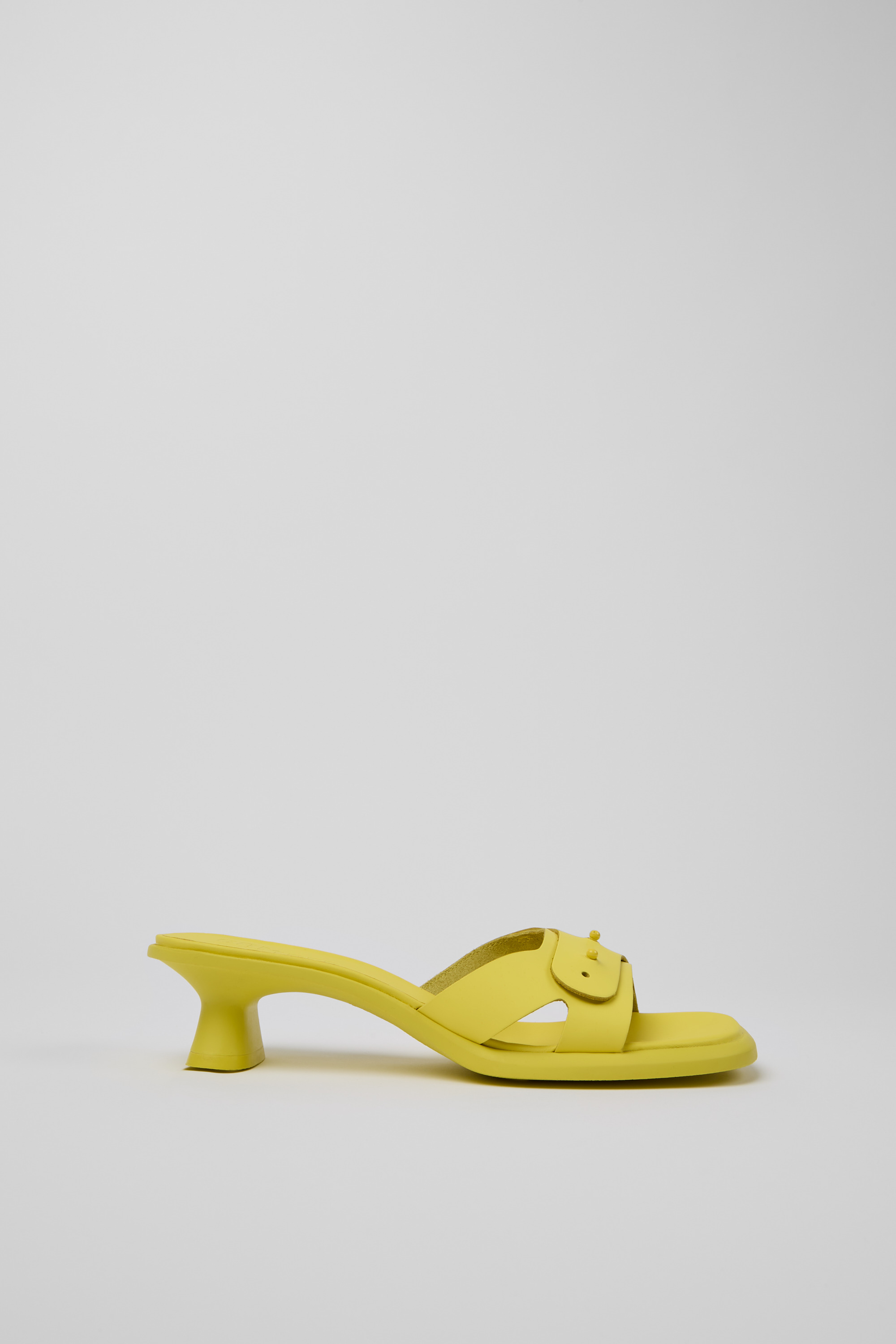 Dina - Yellow leather sandals for women