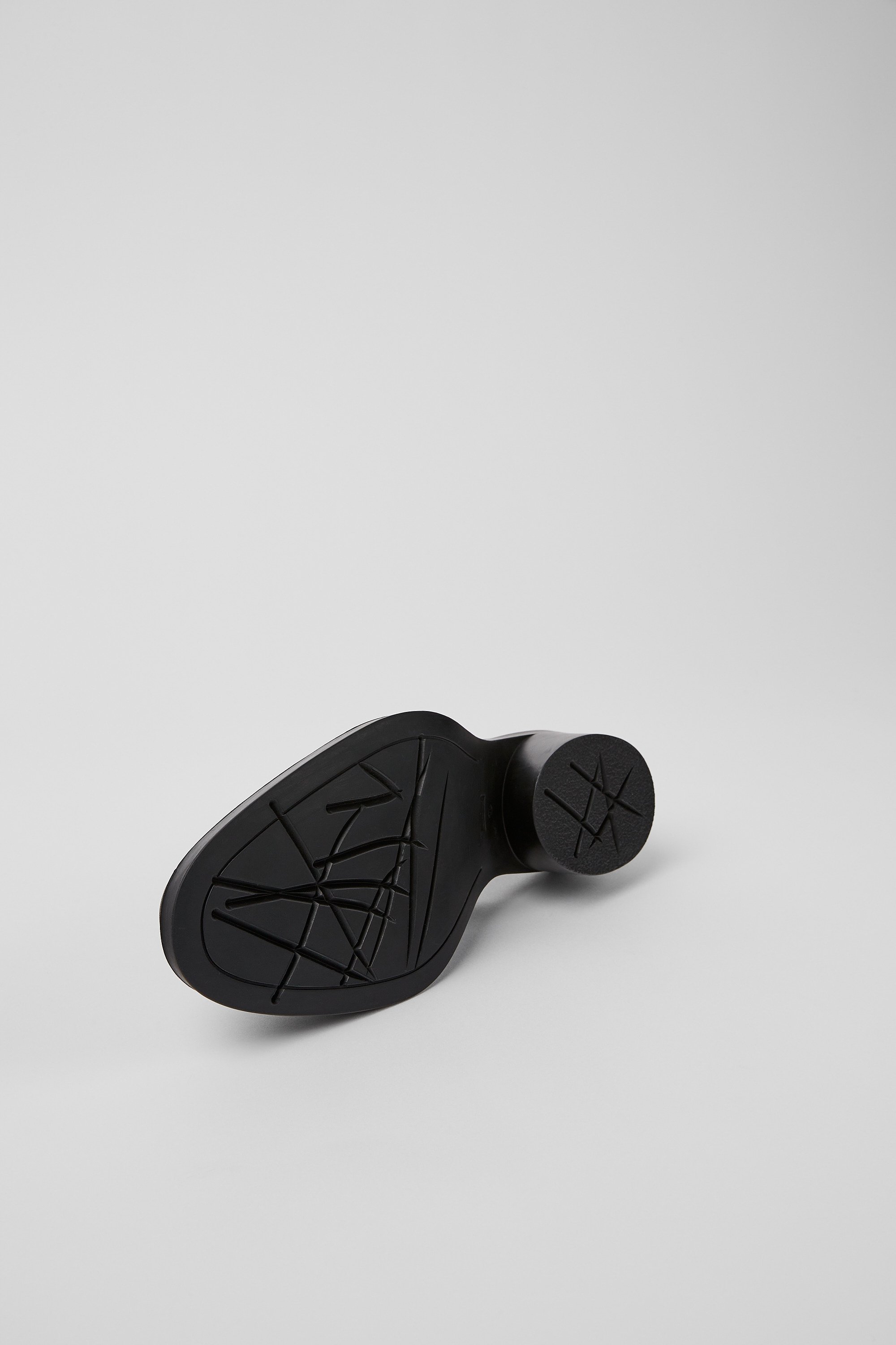 Bonnie - Black leather mules for women