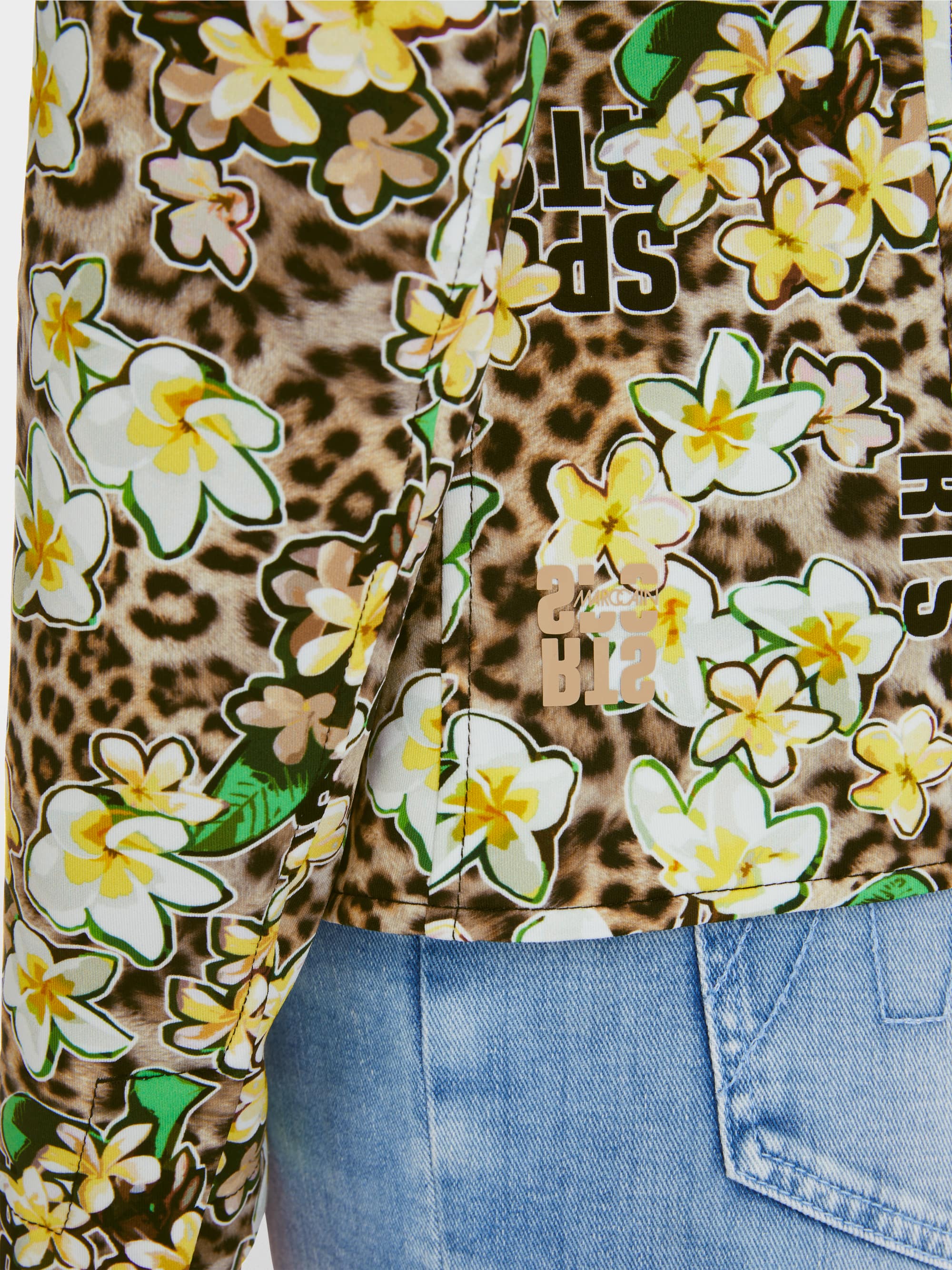 Marc-Cain Fitted blazer in scuba jersey