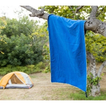 Toalla microfibra grande OZtrail JUMBO TOWEL 85 X 150 CM - azul