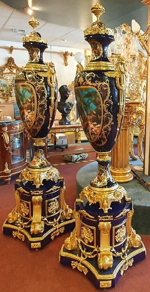 Casa Padrino conjunto de jarrones de cer¨¢mica barroco con pedestal azul cobalto / oro 60 x 60 x A. 215 cm - Conjunto de decoraci¨®n magn¨ªfica - Accesorios de Decoraci¨®n de Hoteles y Restaurantes